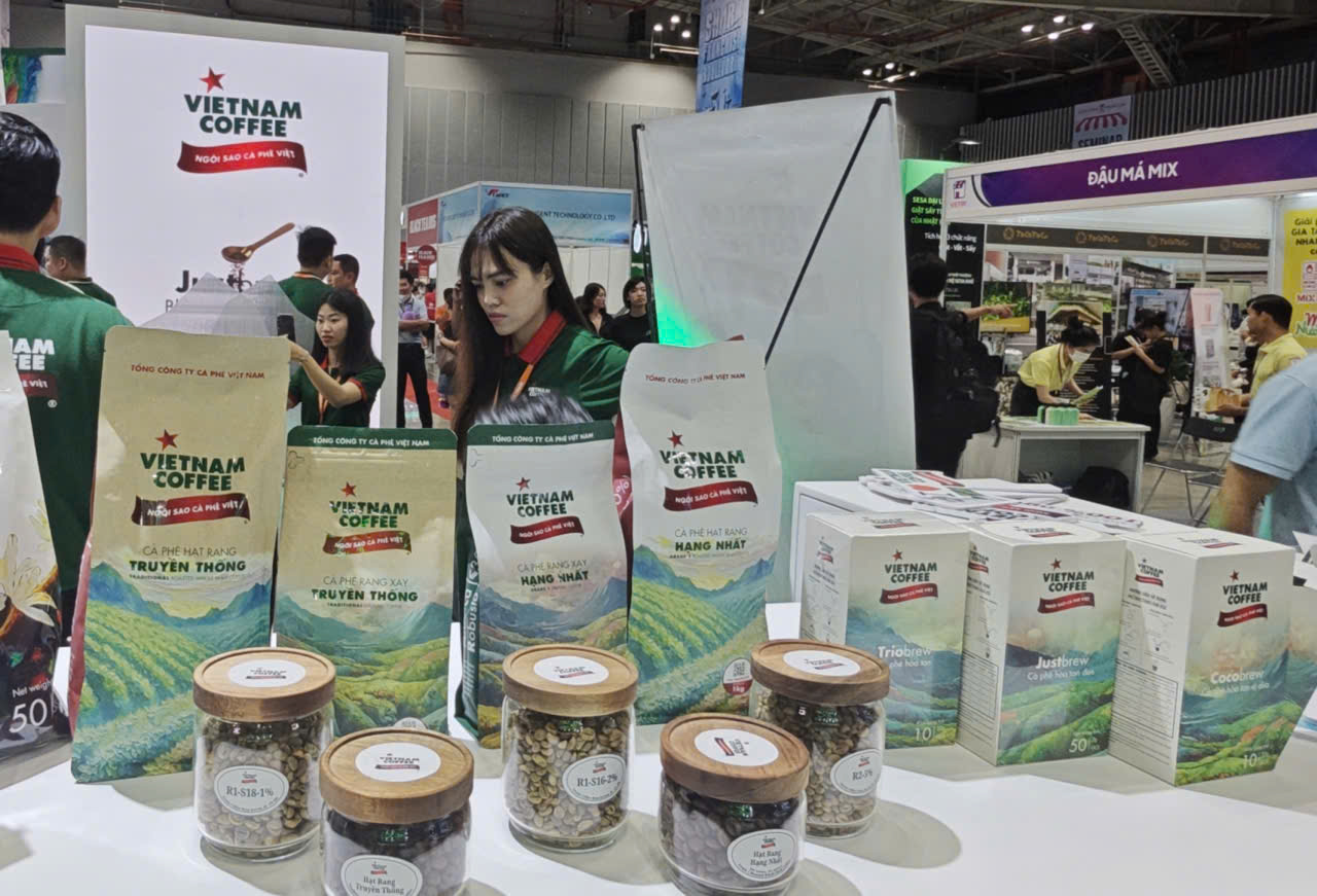 Gi&aacute; c&agrave; ph&ecirc; h&ocirc;m nay 19-8: Robusta đi l&ugrave;i, thị trường Trung Quốc ra sao?- Ảnh 3.