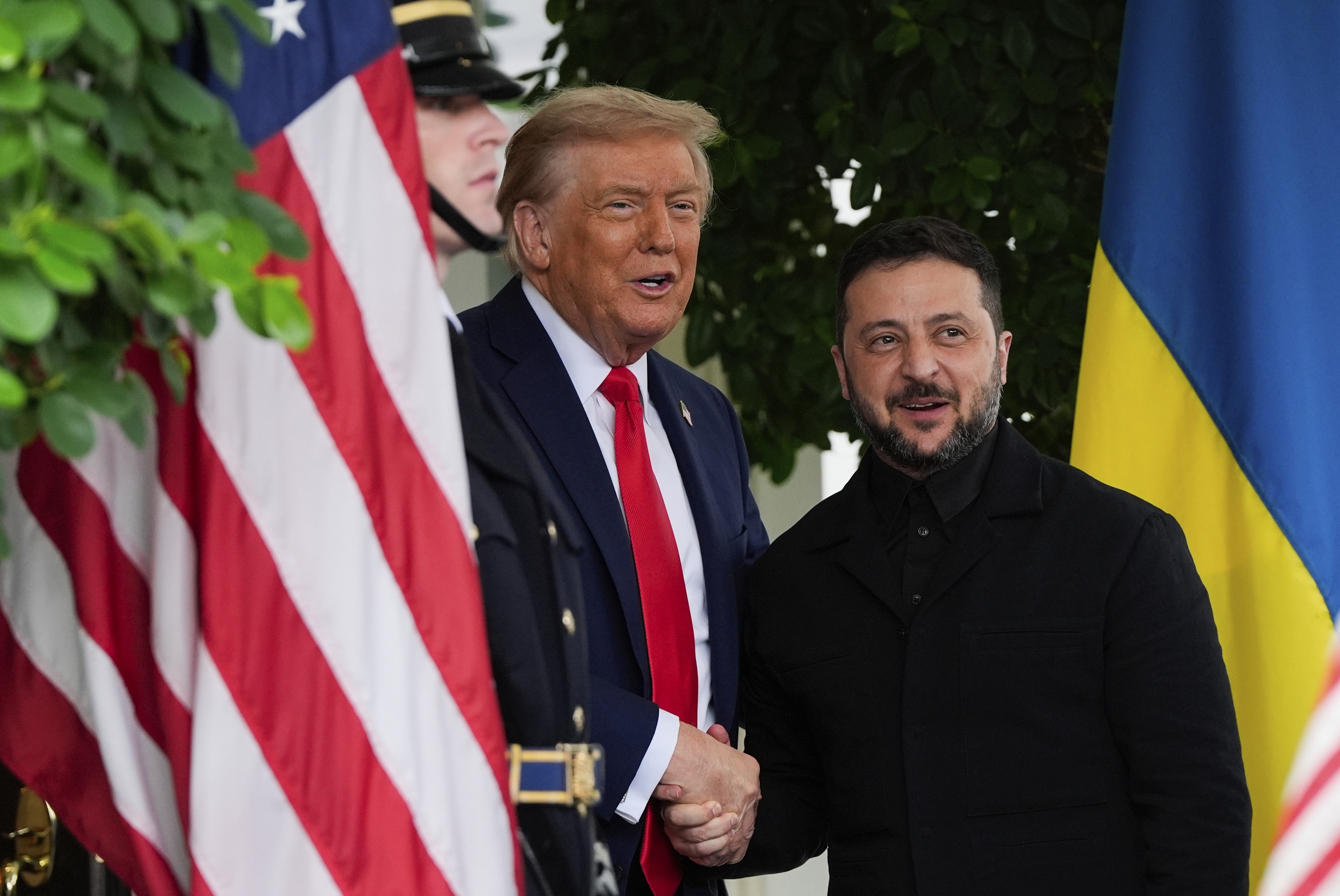 Hy vọng lóe lên trong xử lý xung đột Ukraine - Ảnh 1.