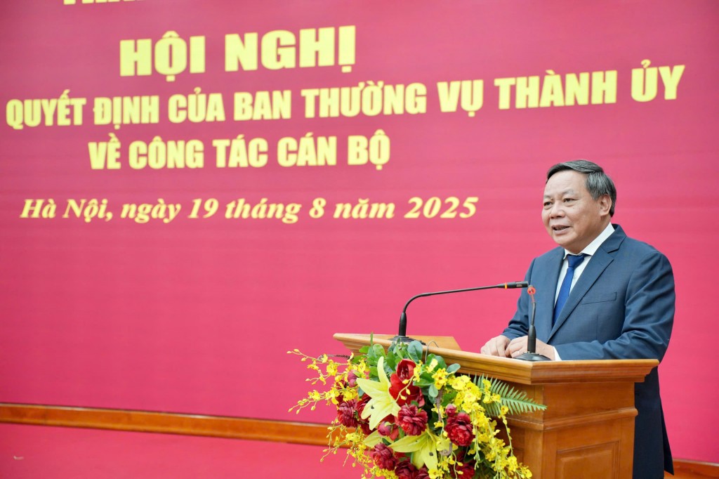 Bà Bùi Huyền Mai được bổ nhiệm Phó Chủ tịch Thường trực ủy ban MTTQ TP Hà Nội - Ảnh 2.