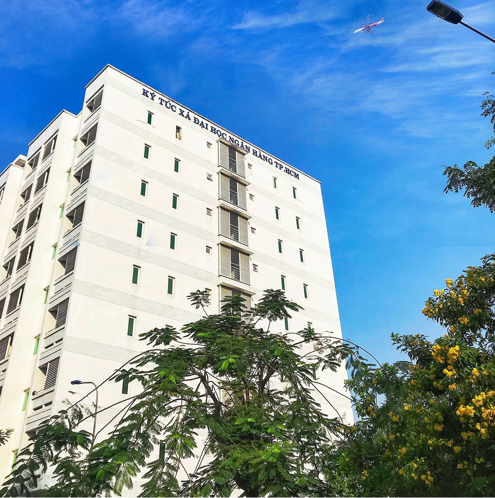 Trường ĐH tập huấn cộng t&aacute;c vi&ecirc;n, t&igrave;m kiếm nh&agrave; trọ an to&agrave;n cho sinh vi&ecirc;n - Ảnh 3.