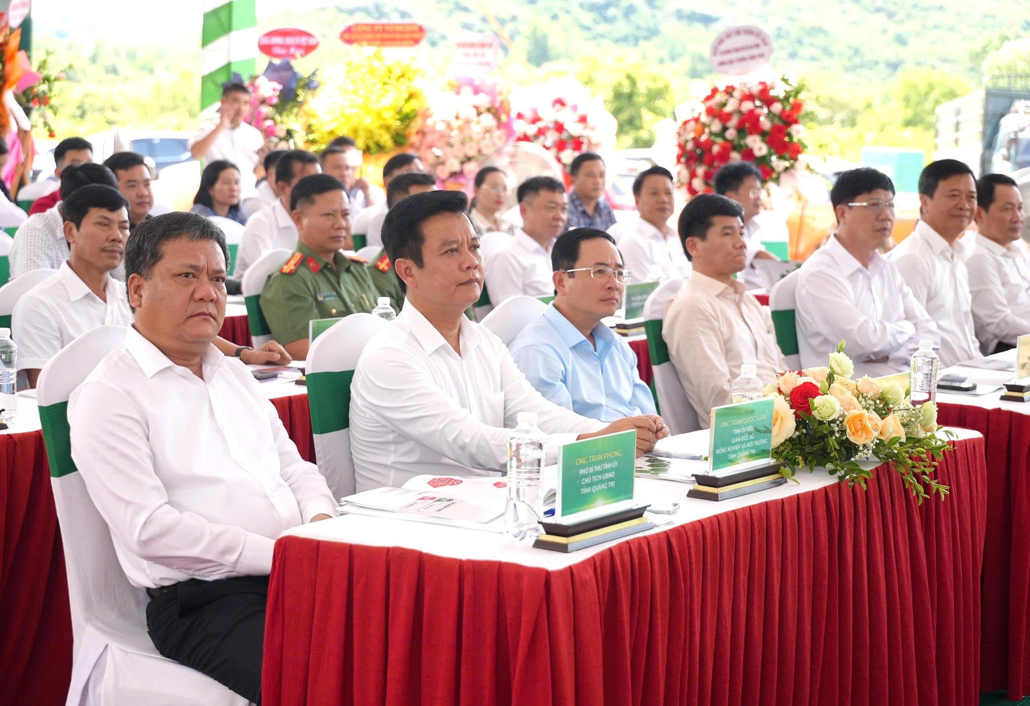Quảng Trị khởi công dự án nghìn tỉ , thông xe cao tốc Vạn Ninh - Cam Lộ - Ảnh 2.