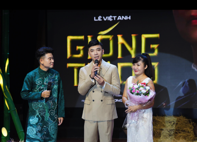 L&ecirc; Việt Anh thể hiện kh&aacute;t vọng của người d&acirc;n Việt Nam trước kỷ nguy&ecirc;n vươn m&igrave;nh- Ảnh 5.