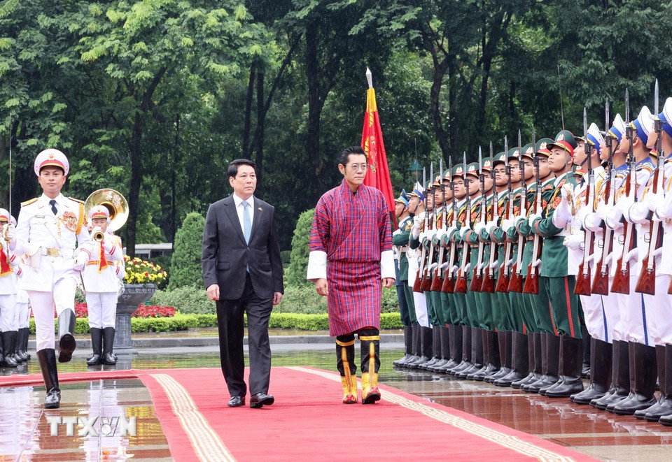 Chủ tịch nước Lương Cường đ&oacute;n, hội đ&agrave;m với Quốc vương Bhutan- Ảnh 10.
