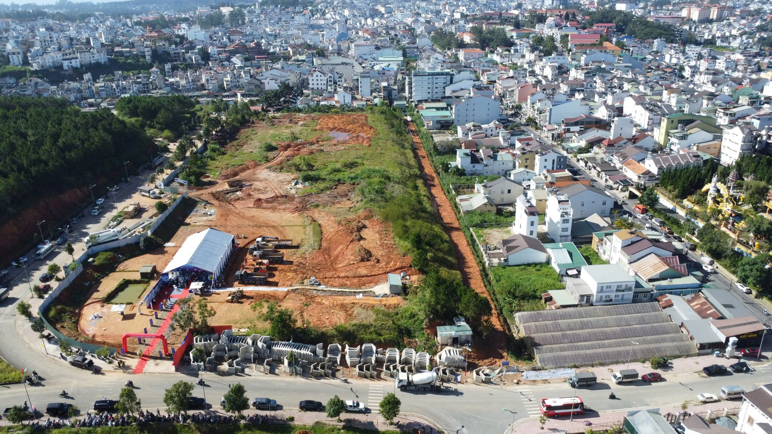 Khởi động nhiều dự án trọng điểm khu vực Nam Trung bộ- Ảnh 4.