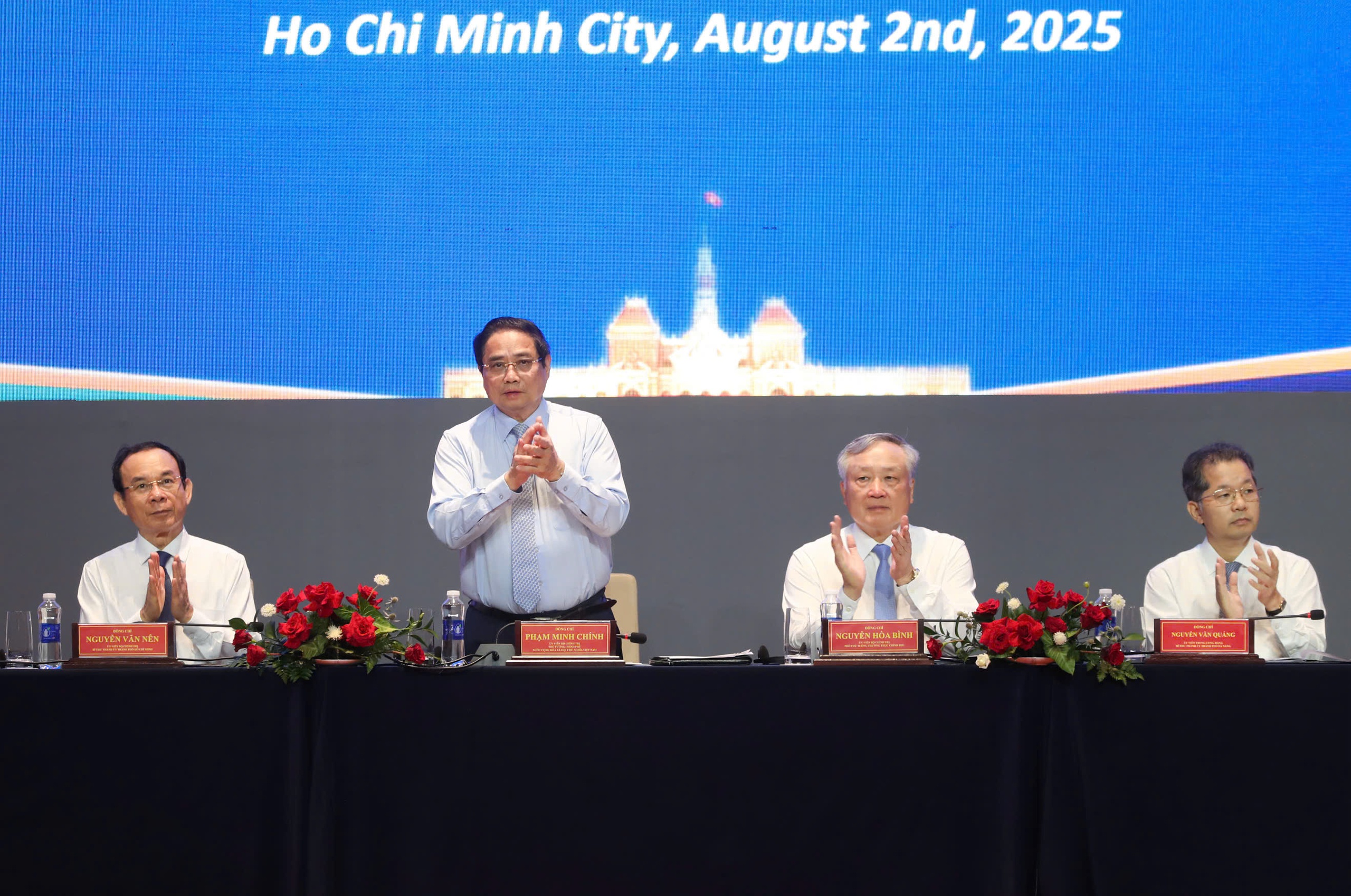 Thủ tướng Phạm Minh Ch&iacute;nh dự hội nghị triển khai Nghị quyết về Trung t&acirc;m T&agrave;i ch&iacute;nh quốc tế- Ảnh 1.