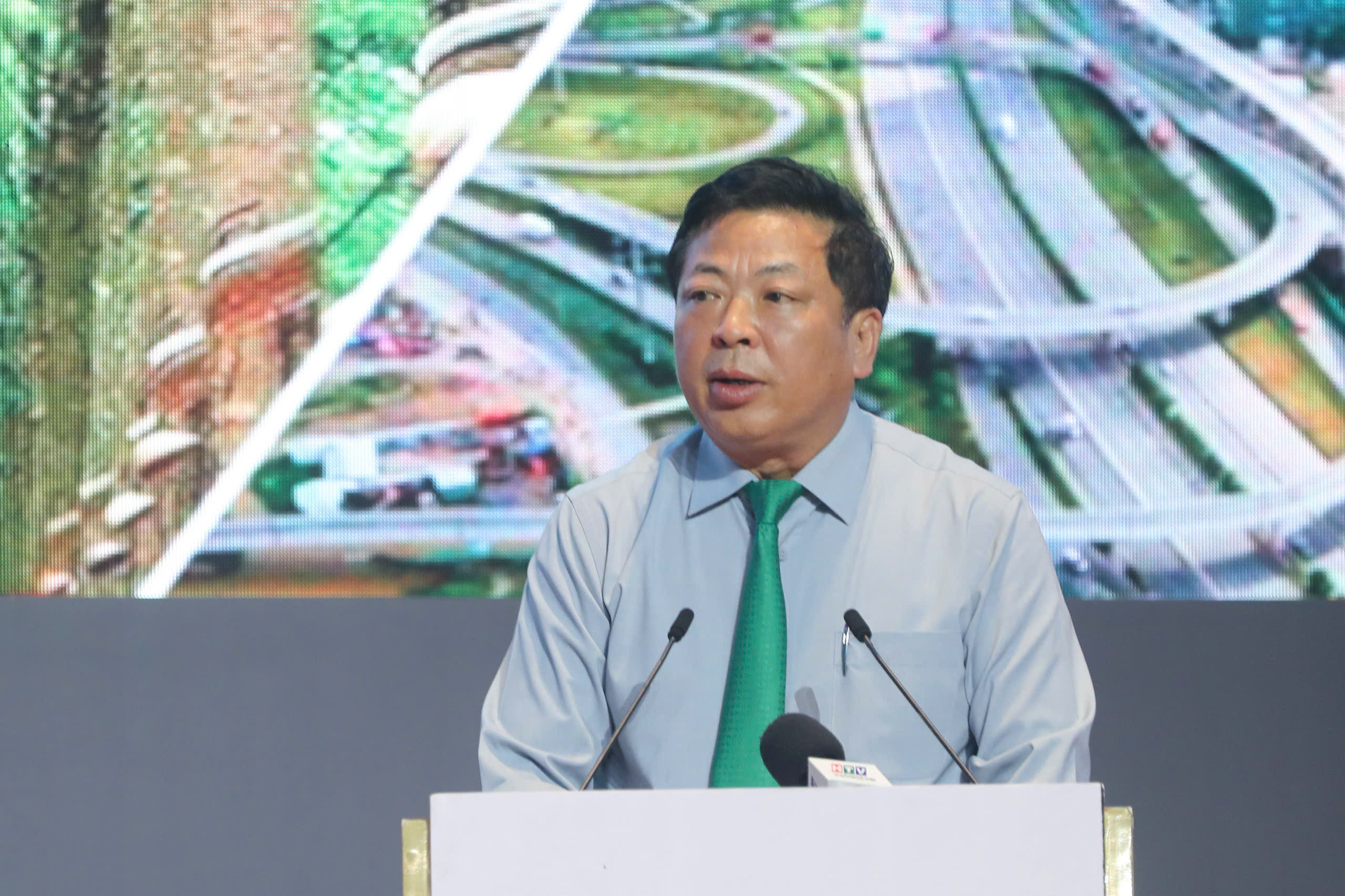 Thủ tướng Phạm Minh Ch&iacute;nh: Kh&ocirc;ng gian mới sẽ tạo động lực mới cho TP HCM v&agrave; V&ugrave;ng Đ&ocirc;ng Nam Bộ - Ảnh 6.
