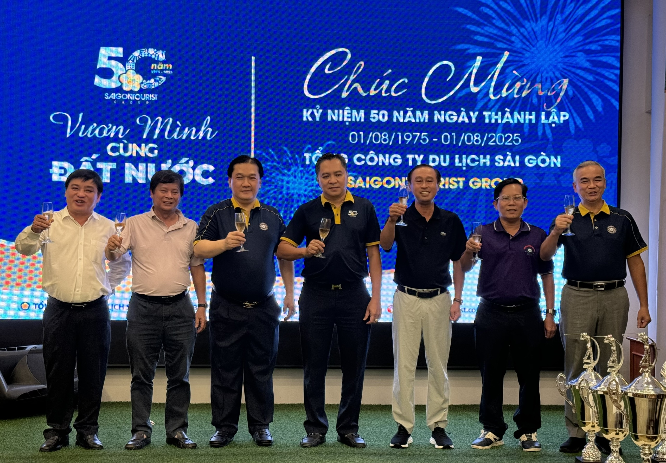 Giải golf Saigontourist Group "Vì cộng đồng" tặng 1.000 suất học bổng khuyến học- Ảnh 6.
