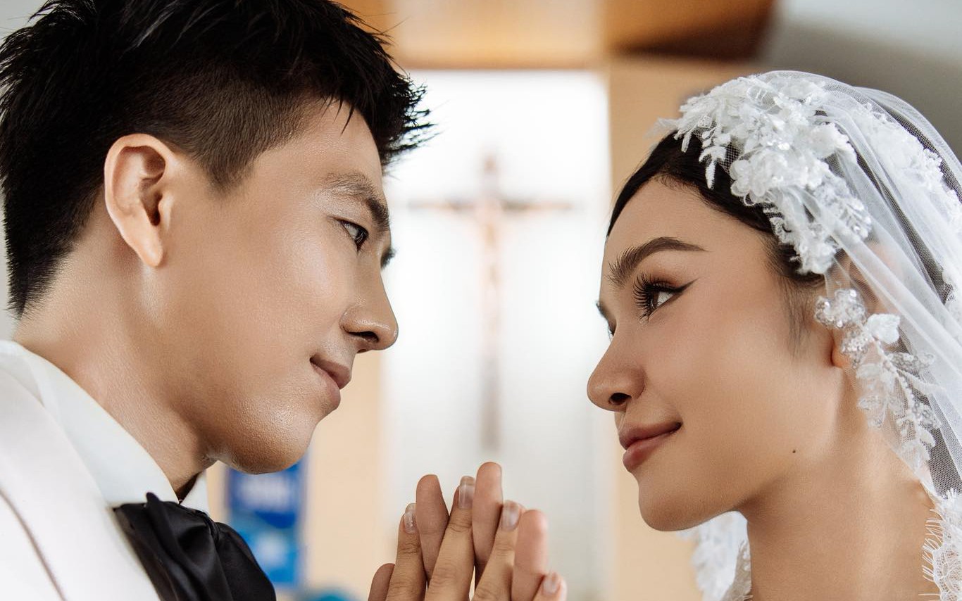 Người mẫu Thu Trang và Quang Sơn về chung nhà