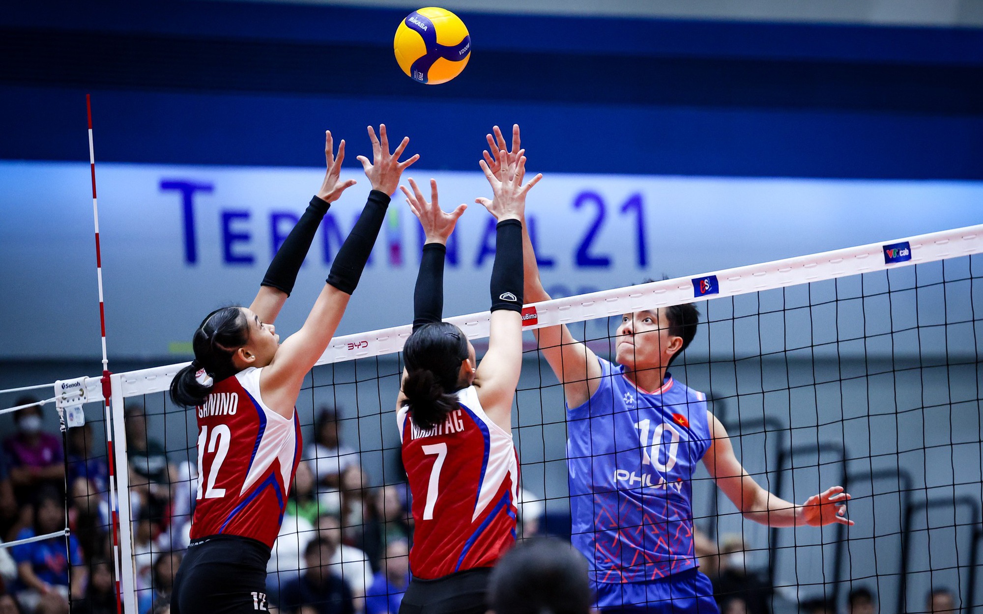 SEA V.League 2025: Việt Nam thắng Philippines, chờ tranh chung kết