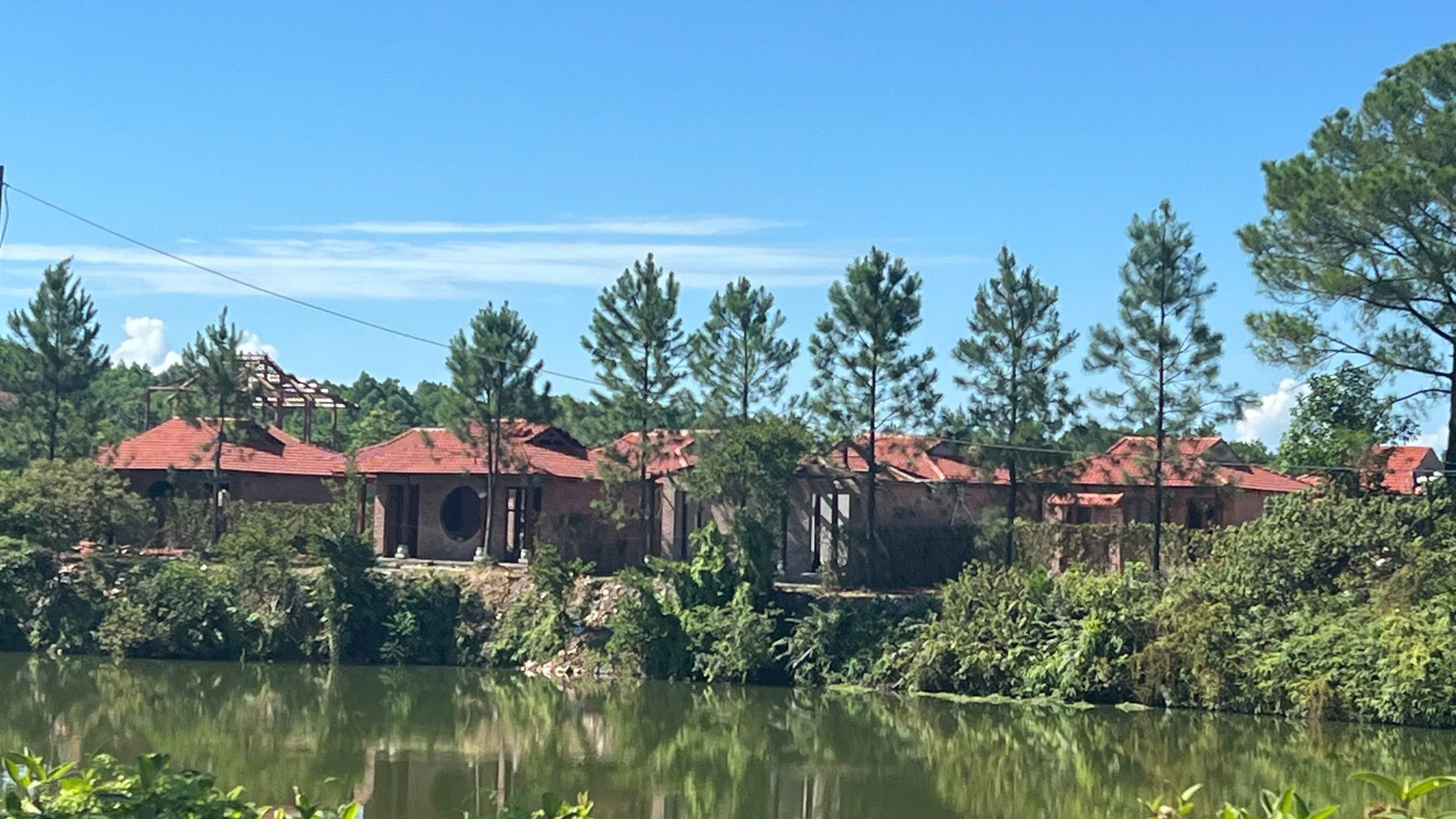 Farmstay x&acirc;y chui ở Huế: Chủ mới xin hợp thức ho&aacute;, Sở NN-MT chỉ r&otilde; thẩm quyền - Ảnh 1.