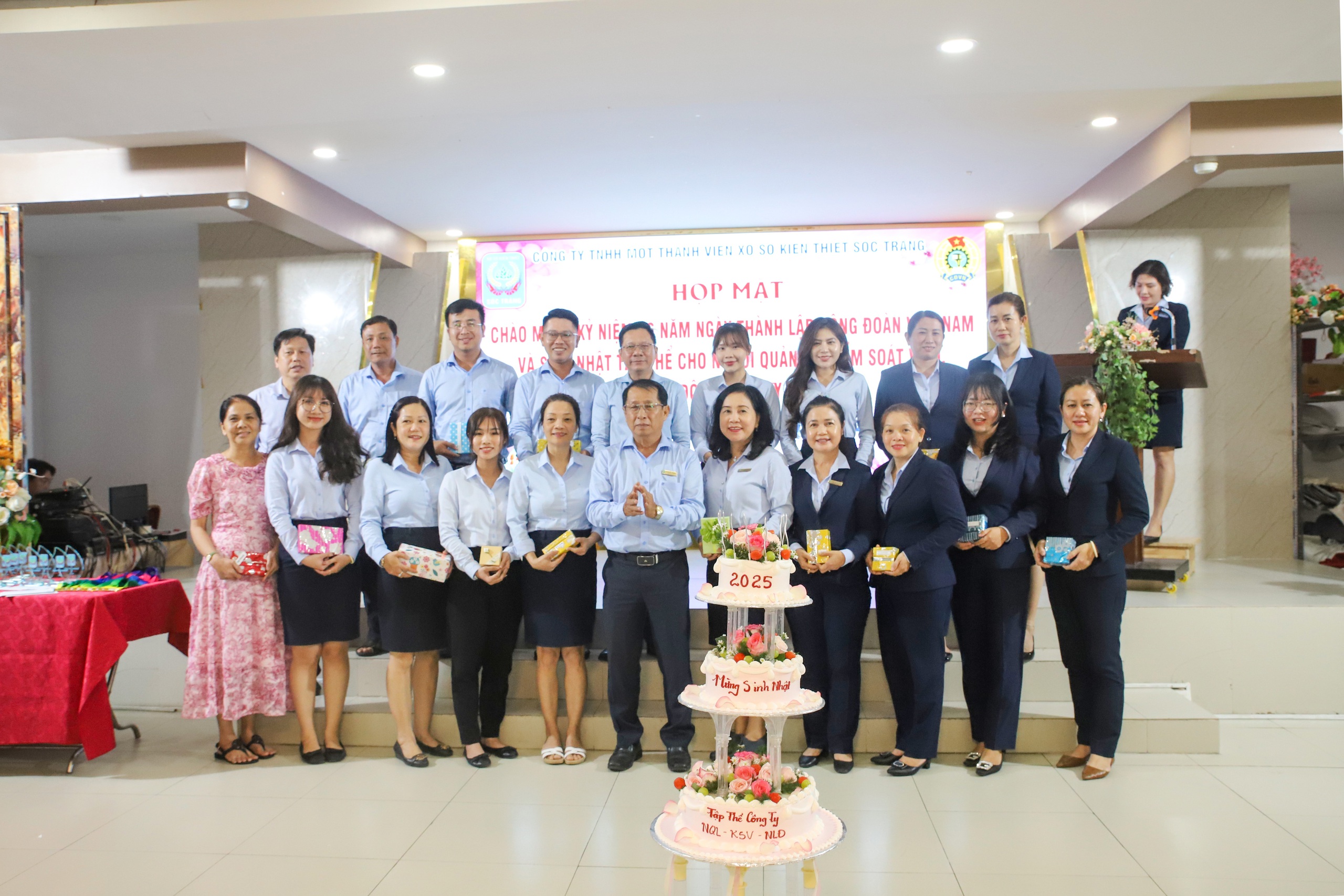 Công ty Xổ số kiến thiết Sóc Trăng tổ chức 2 hoạt động chào mừng Ngày Thành lập Công đoàn Việt Nam- Ảnh 5.
