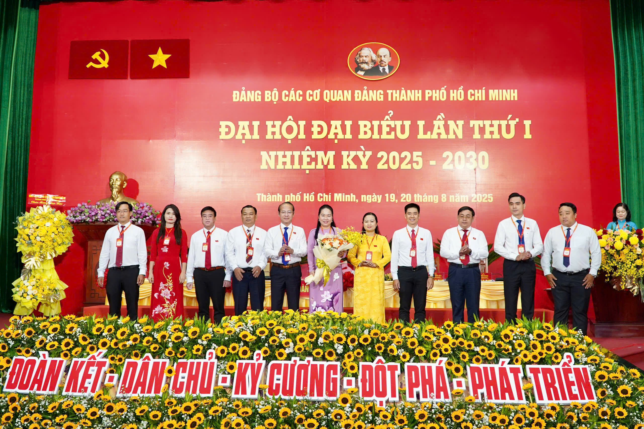 Ông Nguyễn Thanh Nghị giữ chức Bí thư Đảng ủy các cơ quan Đảng TP HCM nhiệm kỳ 2025 - 2030- Ảnh 3.