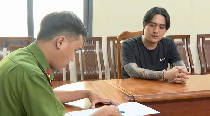 Công an TP HCM bắt khẩn cấp mẹ con "Má Hạnh" cùng 3 đàn em - Ảnh 2.