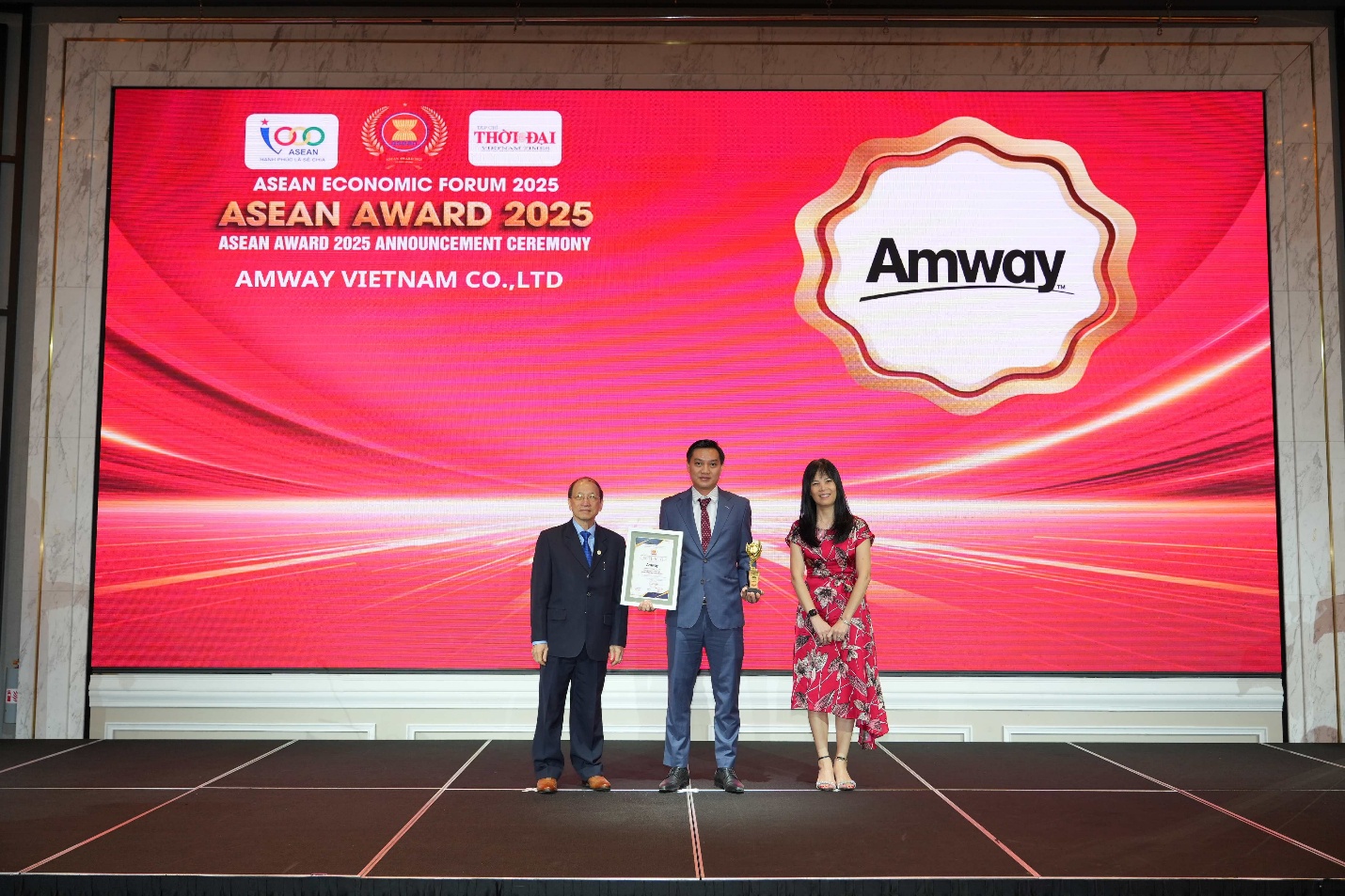 Amway Việt Nam khẳng định uy t&iacute;n v&agrave; vị thế dẫn đầu trong Top 5 doanh nghiệp ti&ecirc;u biểu ASEAN- Ảnh 1.