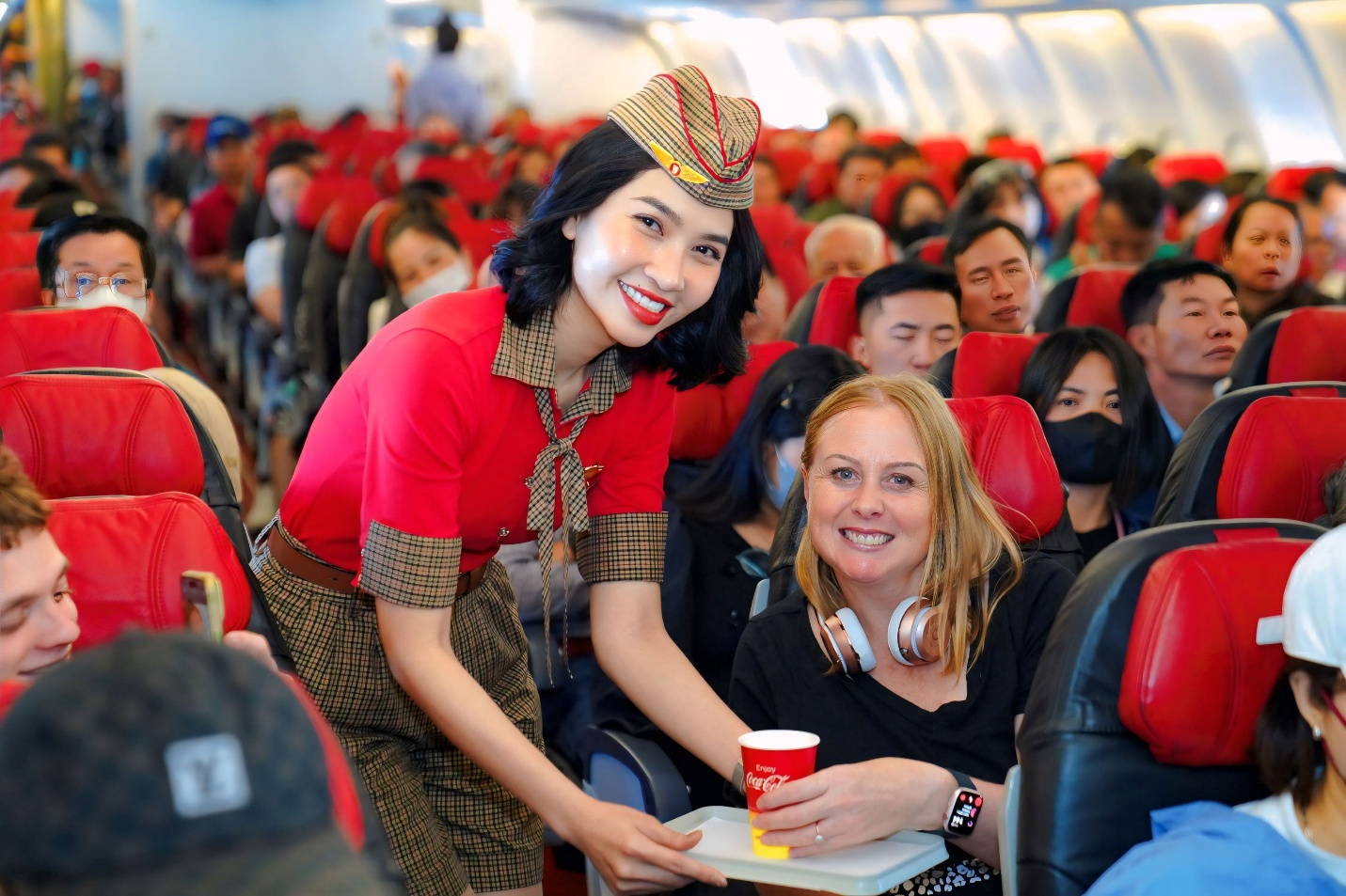 Vietjet tăng 10.000 chỗ tr&ecirc;n tất cả đường bay- Ảnh 1.