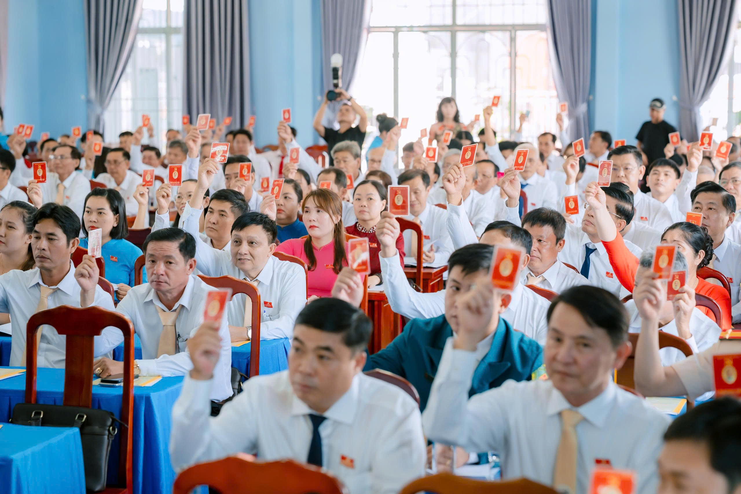 Ông Nguyễn Thành úy giữ chức Bí thư Đảng ủy phường Thuận Giao , TP HCM - Ảnh 2.