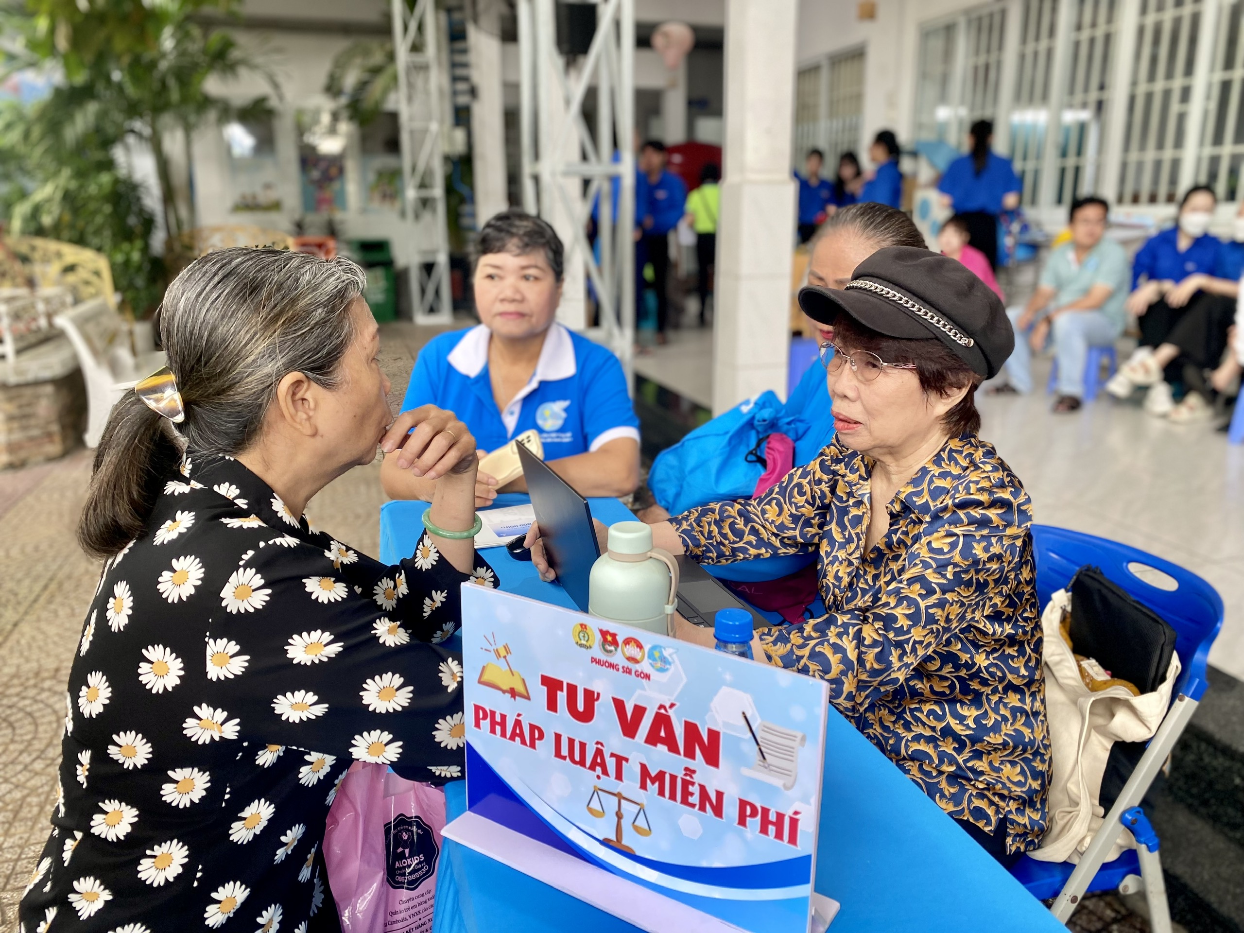 Một buổi sáng ý nghĩa ở phường Sài Gòn, TP HCM- Ảnh 14.