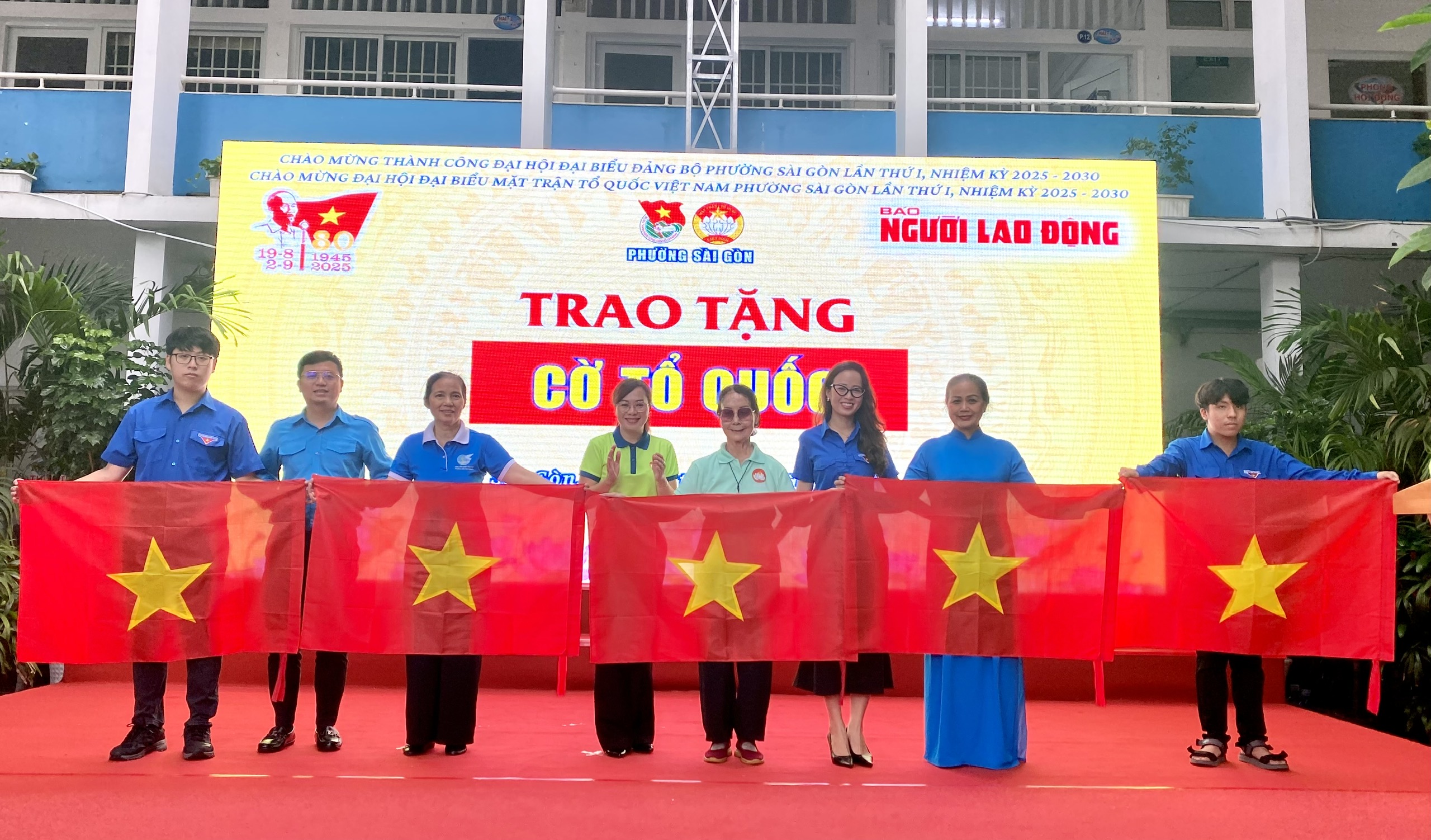 Một buổi sáng ý nghĩa ở phường Sài Gòn, TP HCM- Ảnh 6.