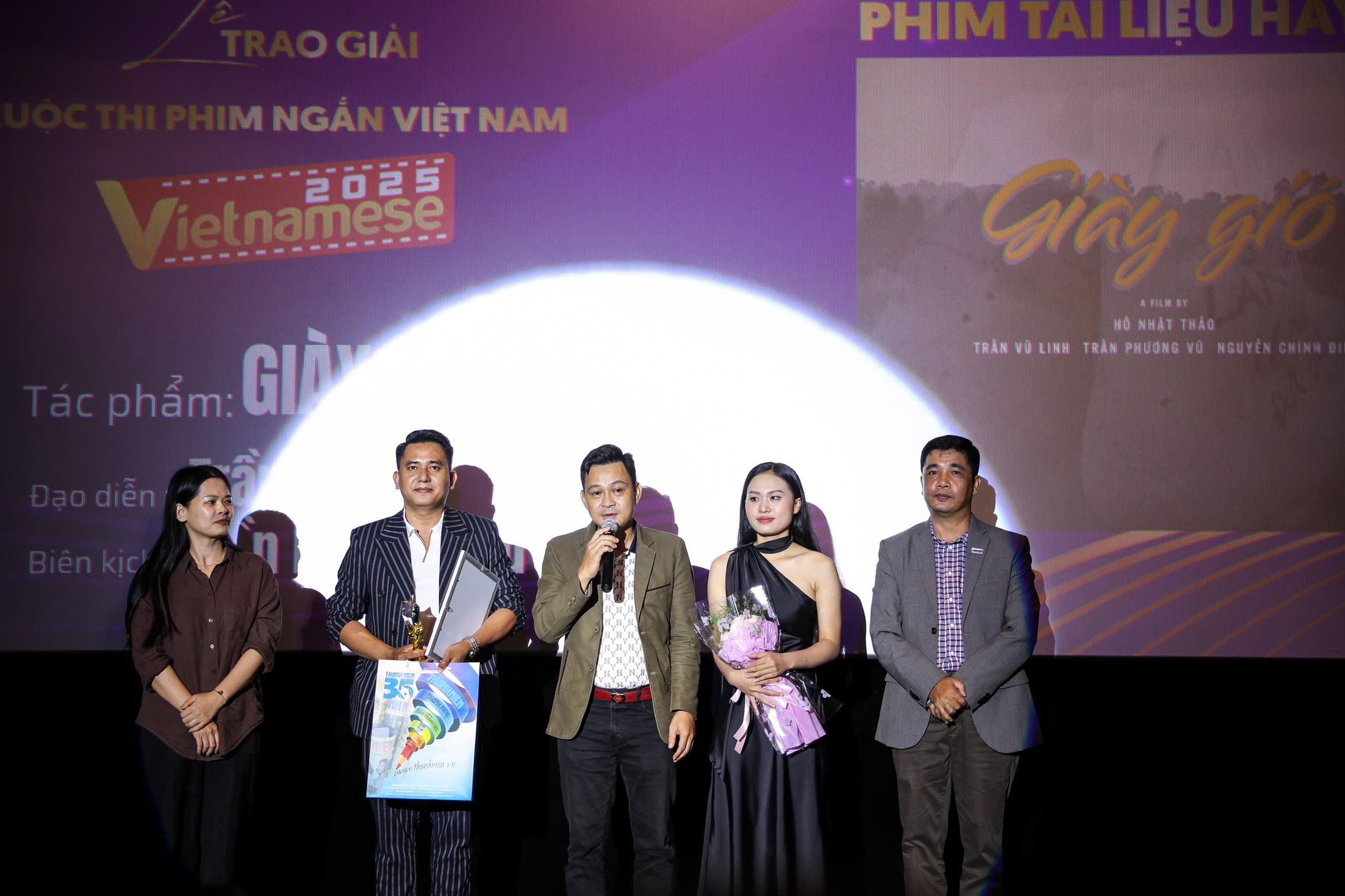 B&aacute;o Thanh Ni&ecirc;n trao giải cuộc thi phim ngắn Vietnamese 2025   - Ảnh 2.