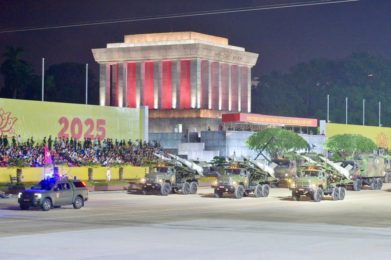 D&agrave;n xe ph&aacute;o qu&acirc;n sự, đặc chủng c&ocirc;ng an g&acirc;y ch&uacute; &yacute; trong hợp luyện diễu binh- Ảnh 15.