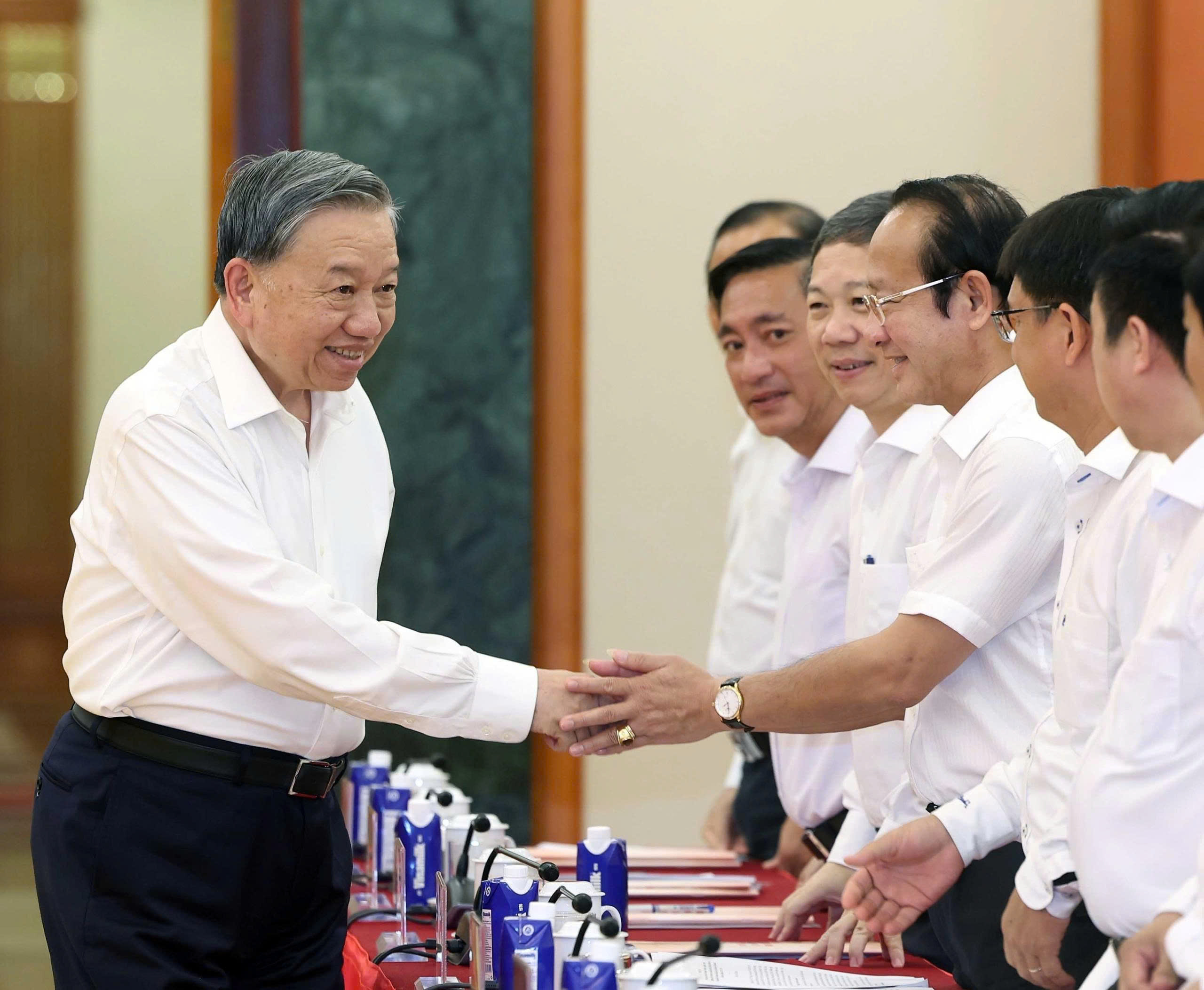 Tận dụng thời cơ, vượt qua thách thức- Ảnh 1.