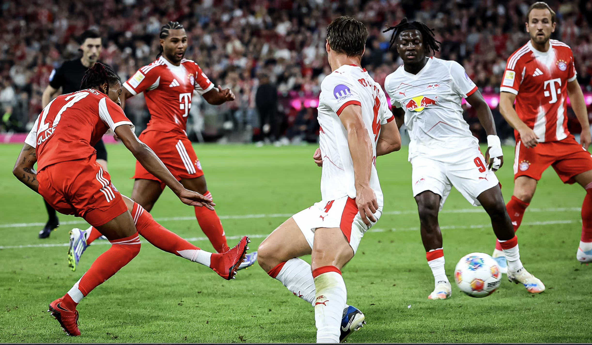 Bayern Munich hủy diệt Leipzig 6-0: "Hùm xám" thị uy sức mạnh tuyệt đối - Ảnh 1.
