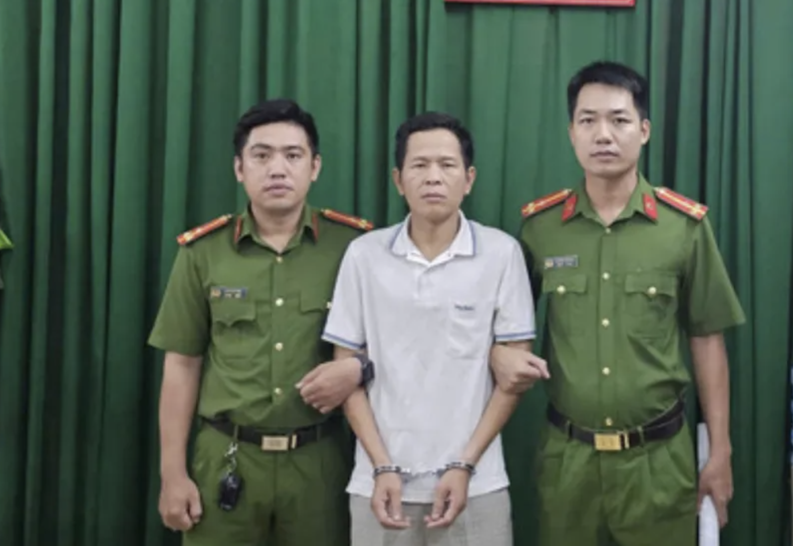 C&ocirc;ng an TP HCM bắt một c&aacute;n bộ ng&acirc;n h&agrave;ng li&ecirc;n quan đến "M&aacute; Hạnh"- Ảnh 1.