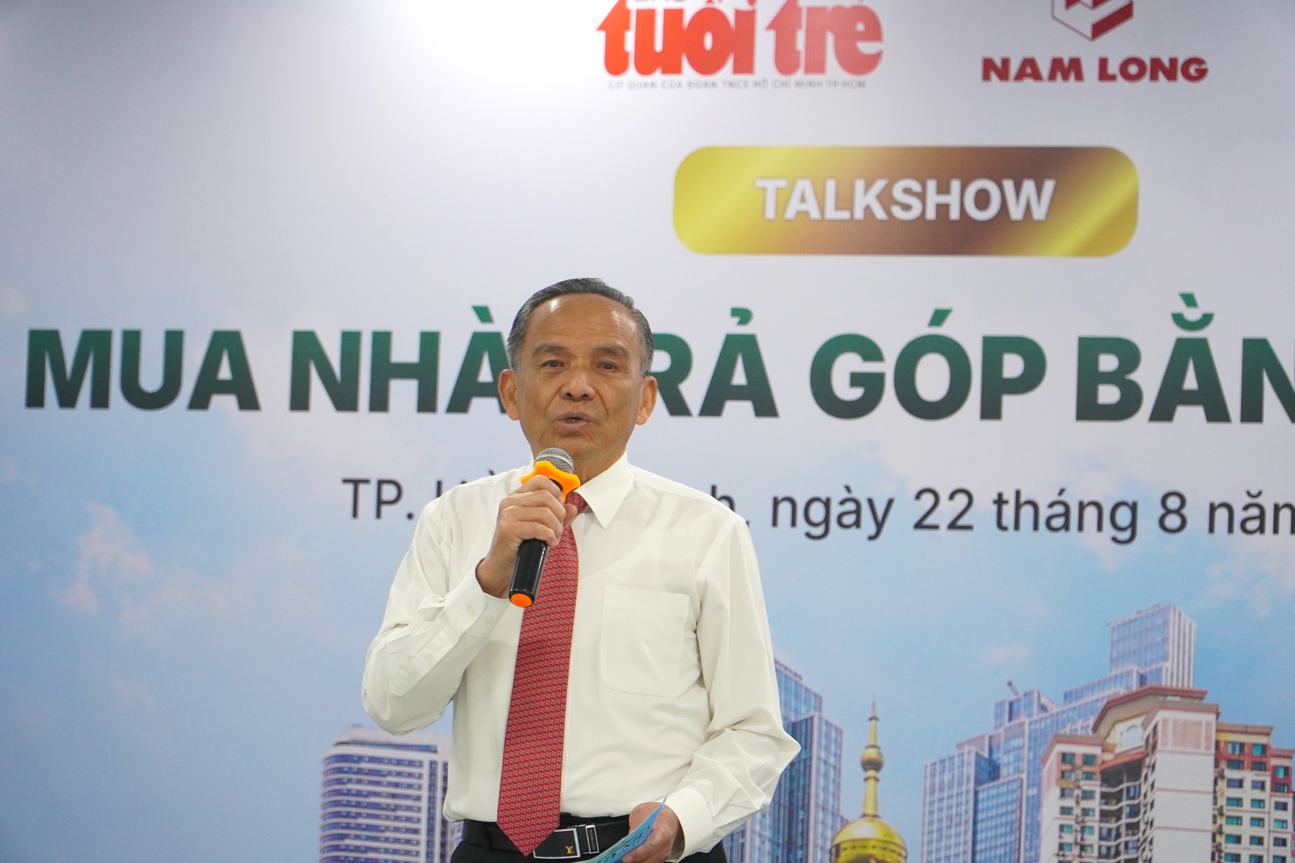 Người trẻ tiết kiệm để mua nh&agrave;   - Ảnh 2.