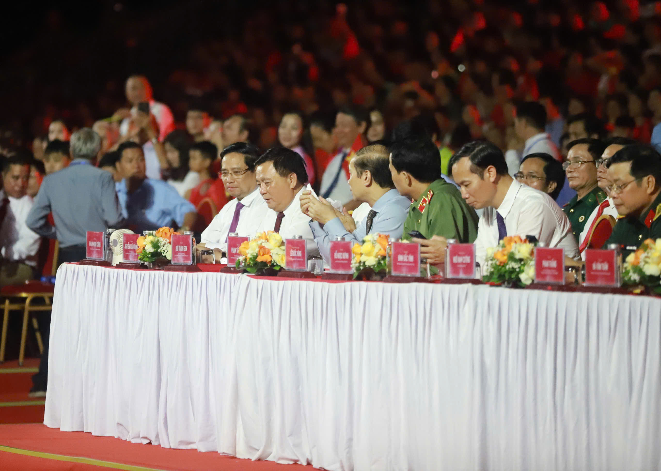 Thủ tướng Phạm Minh Ch&iacute;nh dự chương tr&igrave;nh Thời cơ v&agrave;ng tại điểm cầu Huế - Ảnh 2.
