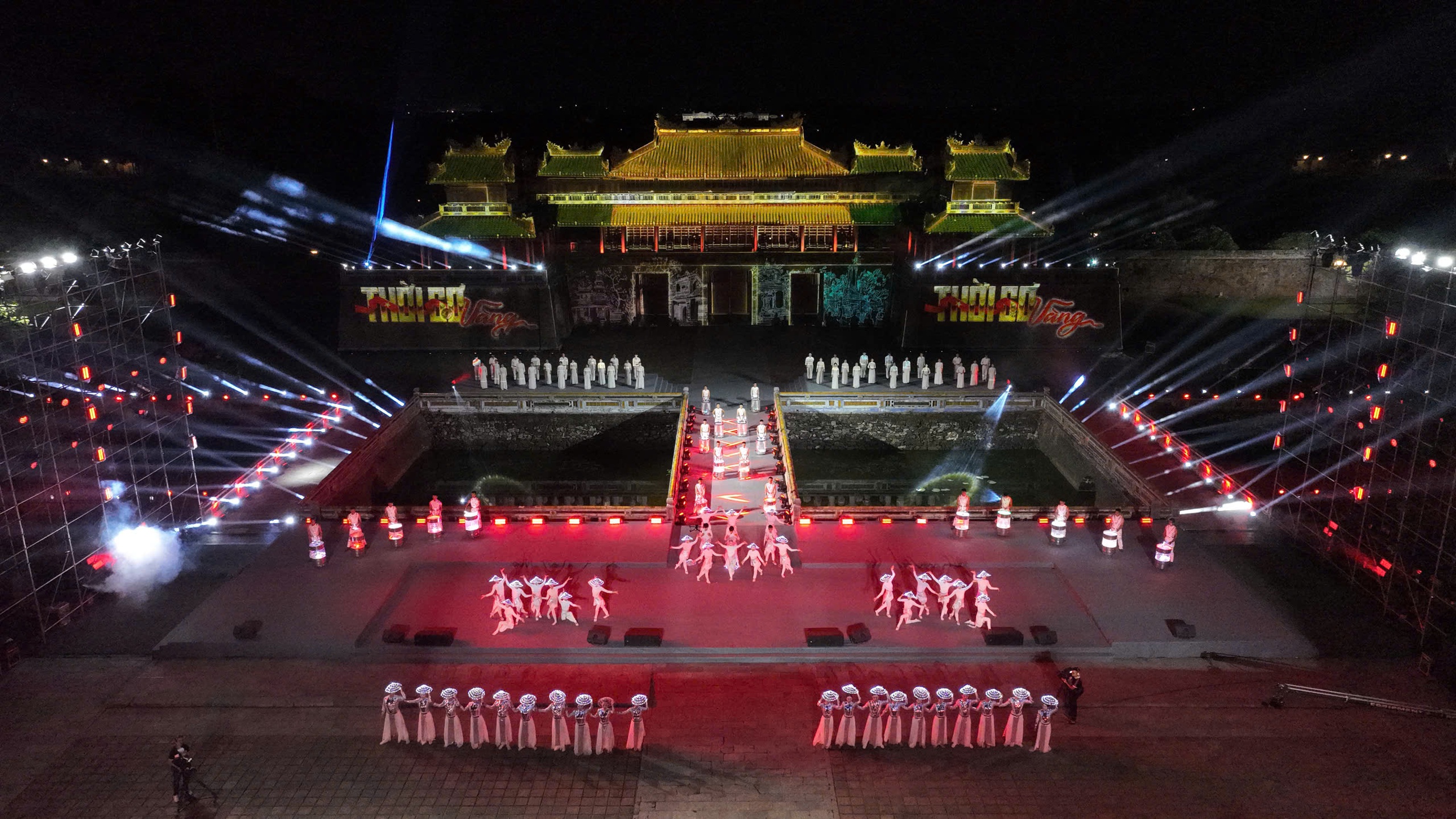 Thủ tướng Phạm Minh Ch&iacute;nh dự chương tr&igrave;nh Thời cơ v&agrave;ng tại điểm cầu Huế - Ảnh 10.