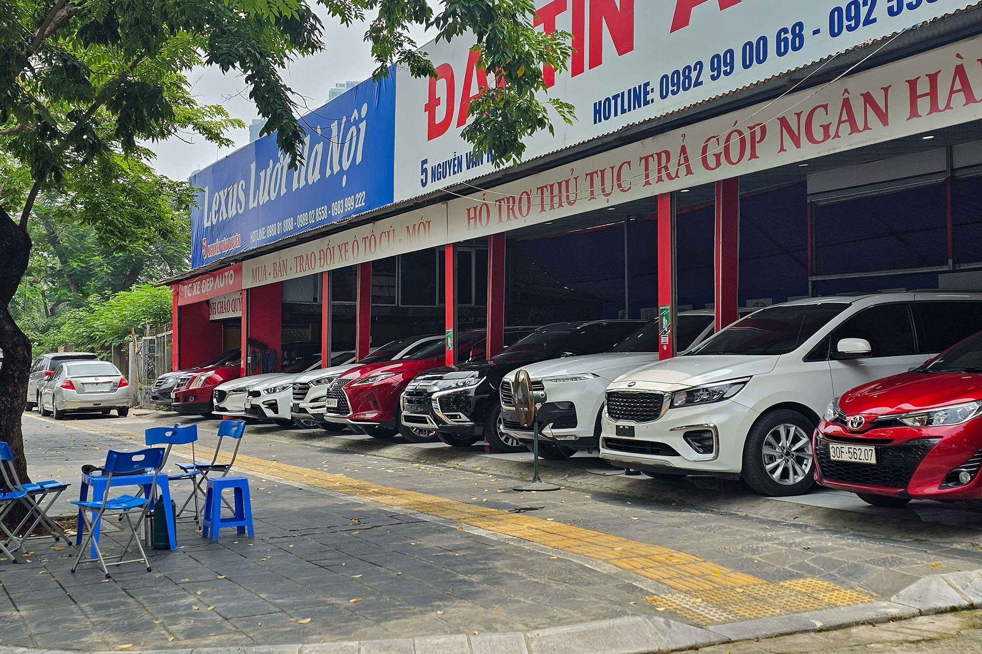 Thị trường &ocirc; t&ocirc; cũ 2025: Gi&aacute; rớt nhưng vẫn ế ẩm trong th&aacute;ng Ng&acirc;u - Ảnh 4.