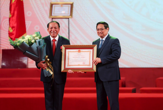 Tổng B&iacute; thư T&ocirc; L&acirc;m: Mỗi người l&agrave;m văn h&oacute;a h&atilde;y mang trong tim ngọn lửa y&ecirc;u nước - Ảnh 5.