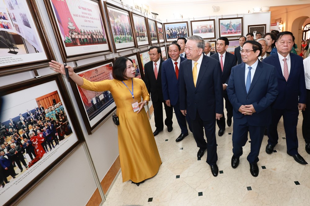 Tổng Bí thư Tô Lâm trao tặng Huân chương Lao động hạng Nhất cho Bộ VH-TT-DL- Ảnh 5.