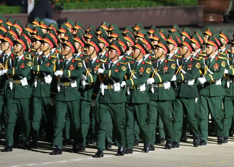 Quy định mới về BHXH v&agrave; tuổi nghỉ hưu của qu&acirc;n nh&acirc;n- Ảnh 1.