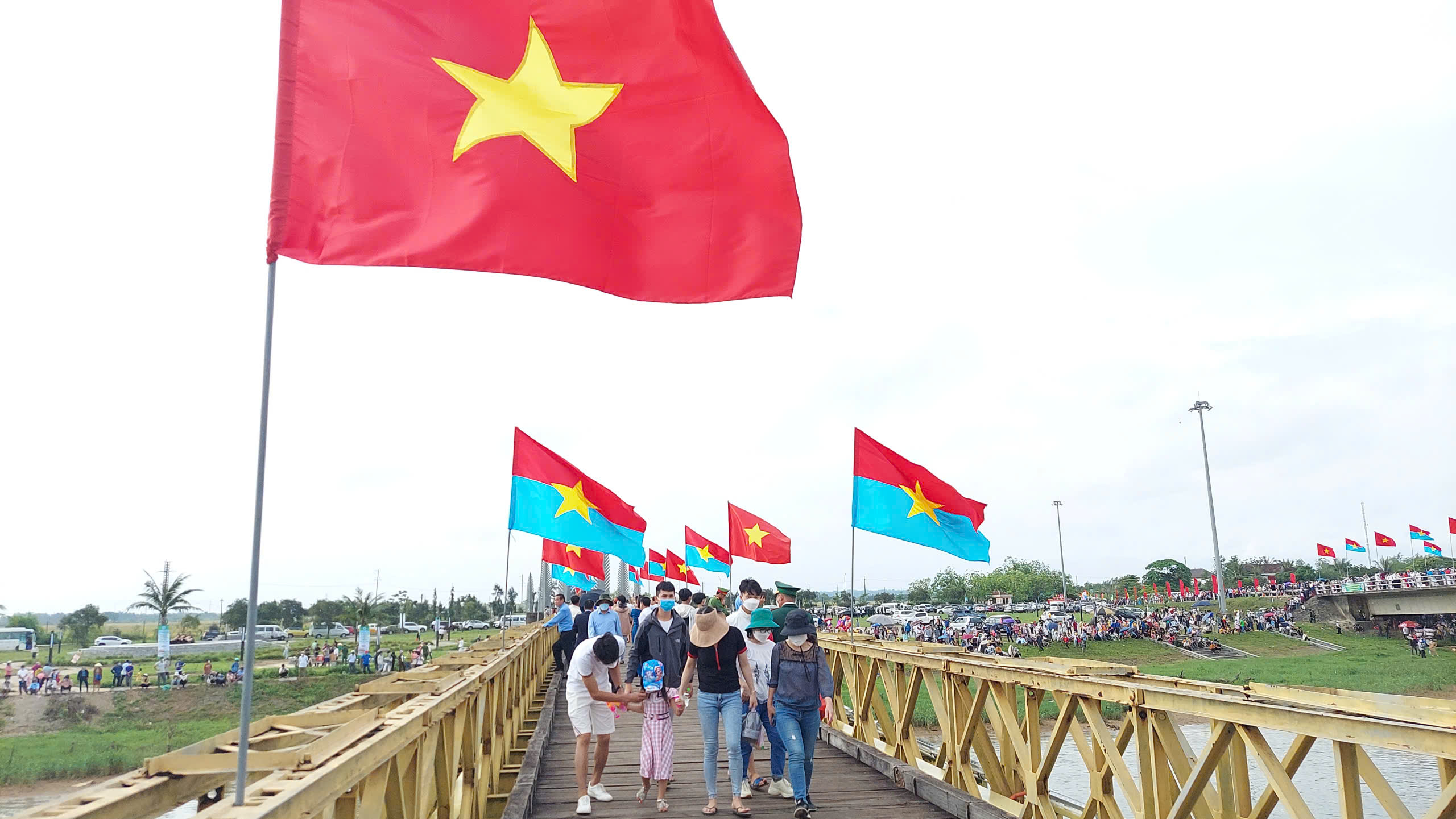 L&yacute; do tạm dừng đ&oacute;n kh&aacute;ch ở Di t&iacute;ch quốc gia đặc biệt Đ&ocirc;i bờ Hiền Lương - Bến Hải- Ảnh 1.