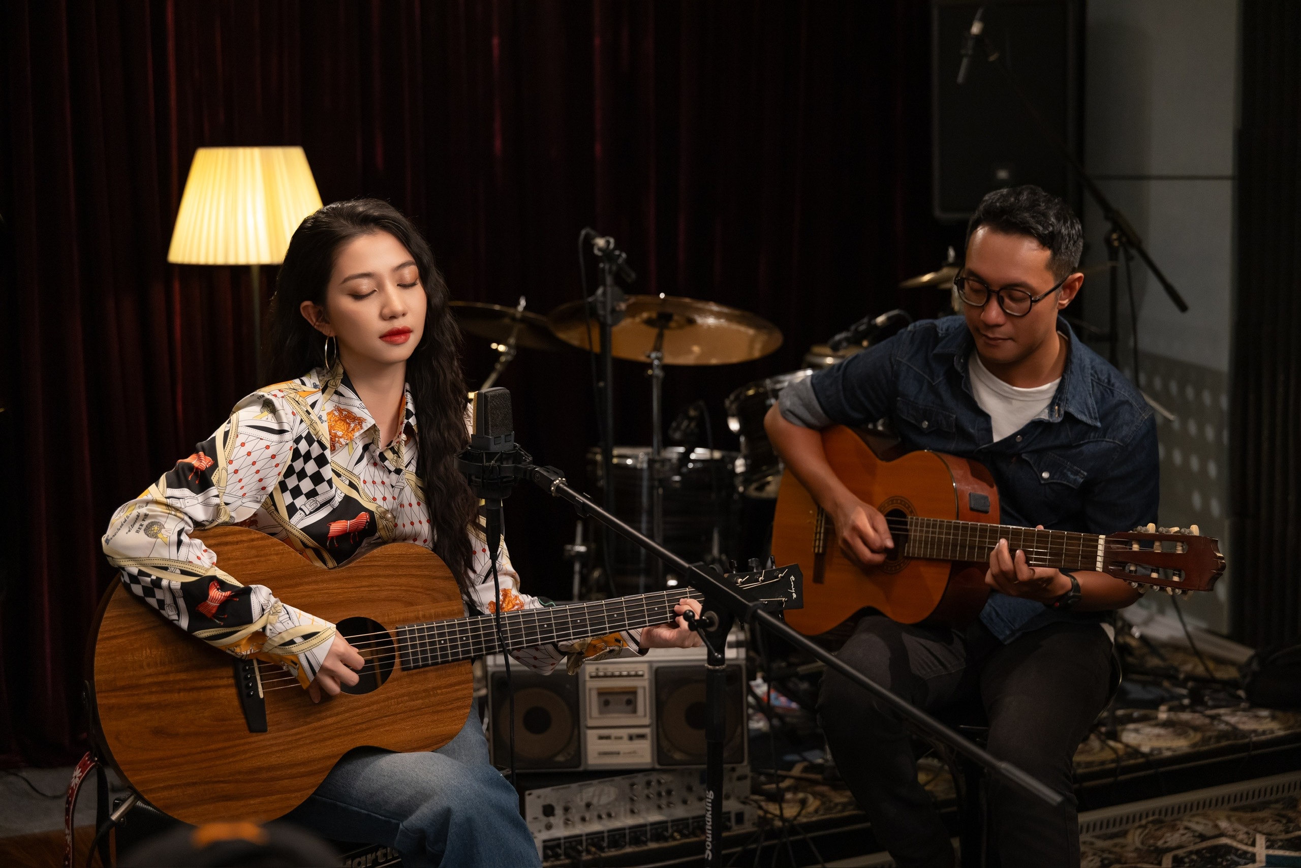 Th&ugrave;y Anh Bolero: "&Acirc;m nhạc l&agrave; con đường t&ocirc;i chọn để sống thật với ch&iacute;nh m&igrave;nh" - Ảnh 1.