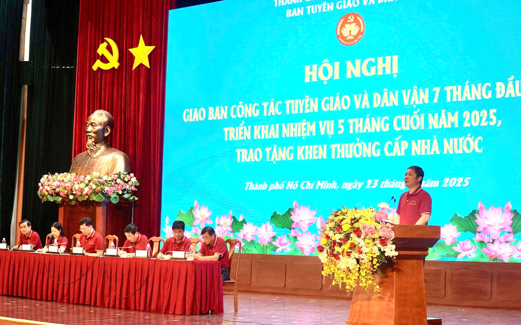 Chủ động trước những vấn đề lớn