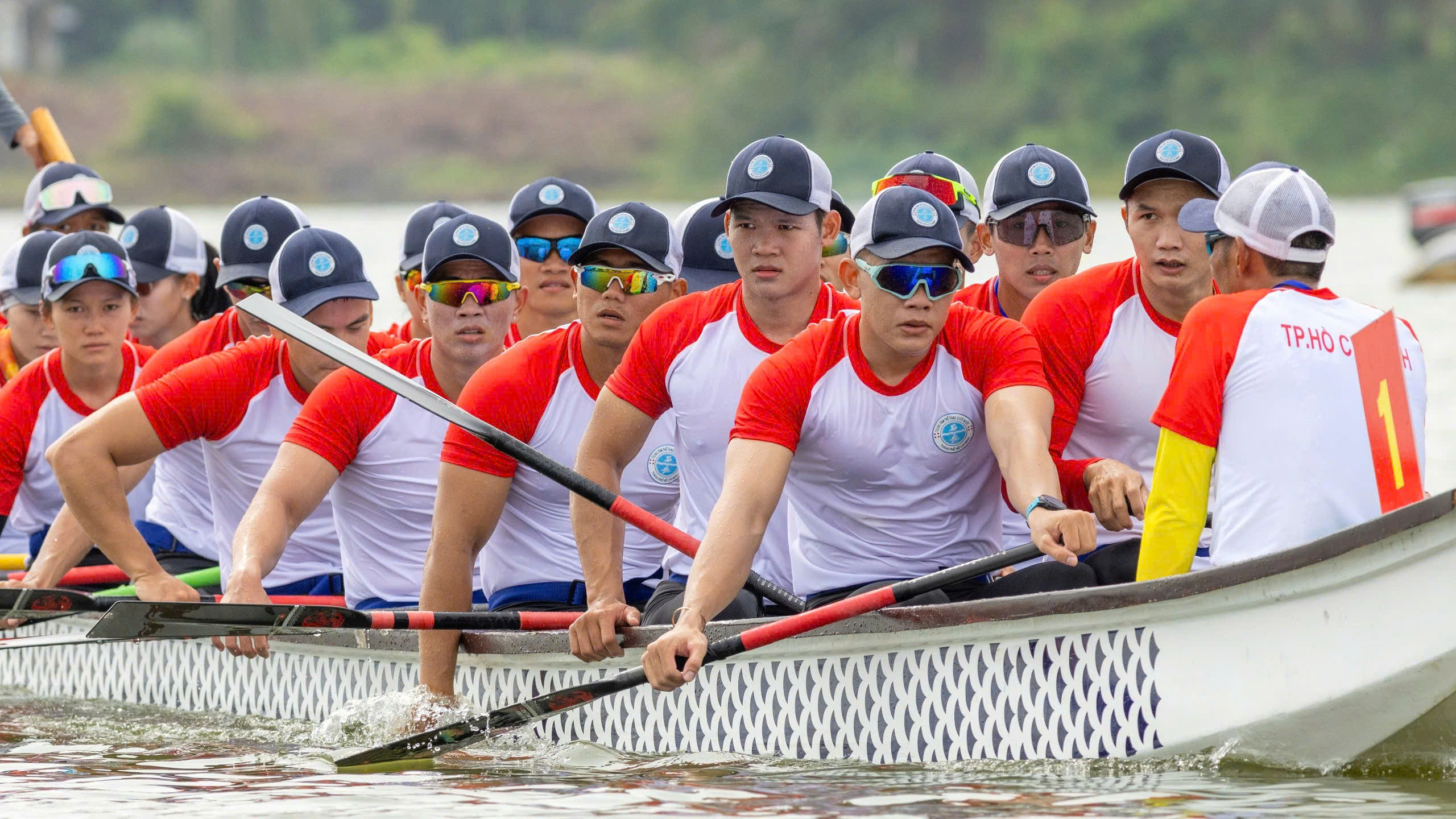 Chủ nh&agrave; TP HCM nhất to&agrave;n đo&agrave;n Giải V&ocirc; địch đua thuyền truyền thống 2025- Ảnh 6.