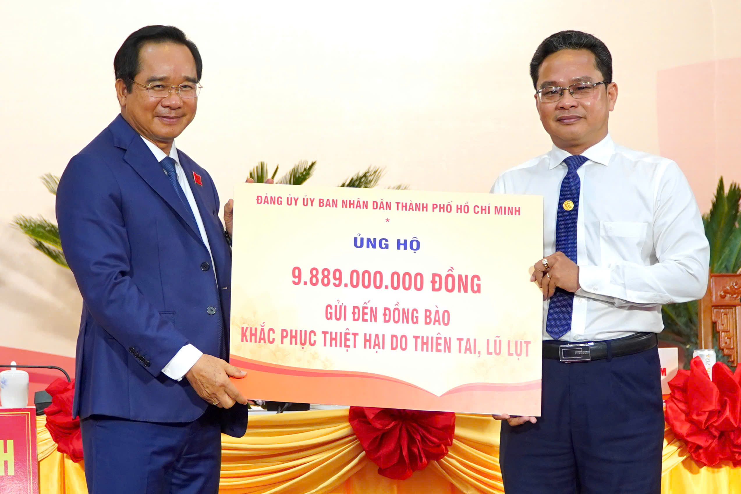 Bí thư Nguyễn Văn Nên dự, chỉ đạo Đại hội đại biểu Đảng bộ UBND TP HCM lần thứ I - Ảnh 4.