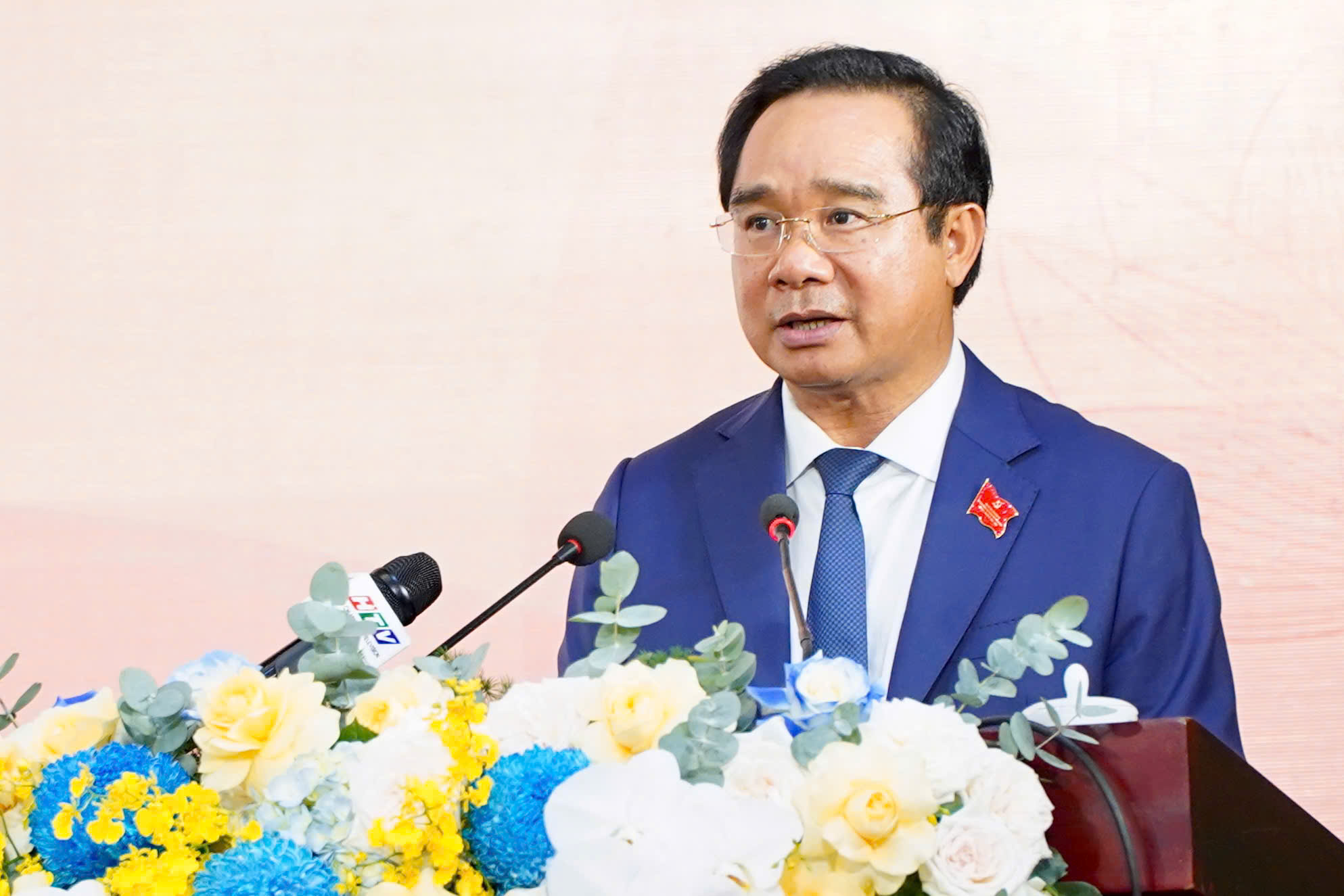 Chủ tịch UBND TP HCM Nguyễn Văn Được làm Bí thư Đảng ủy UBND TP HCM nhiệm kỳ 2025-2030 - Ảnh 4.