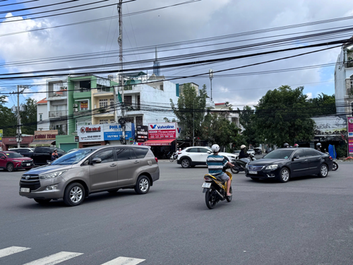 Thí điểm vùng khí thải thấp ở TP HCM: Xe nào bị hạn chế?- Ảnh 1.