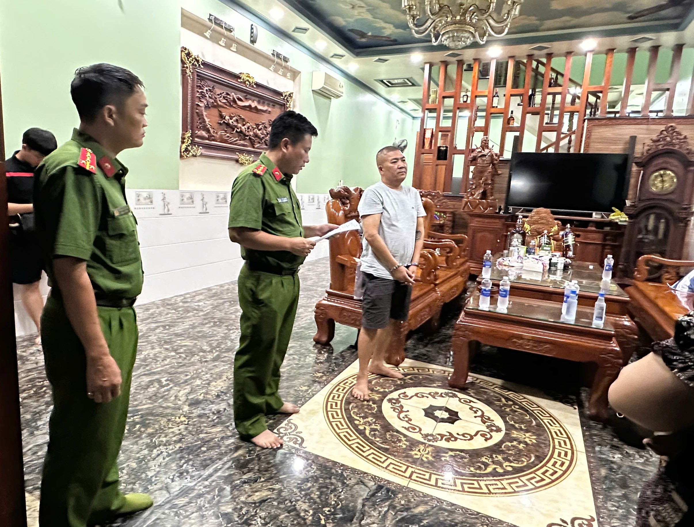 Ch&acirc;n dung giang hồ &ldquo;Tuấn trọc&rdquo; ở Đồng Nai- Ảnh 3.