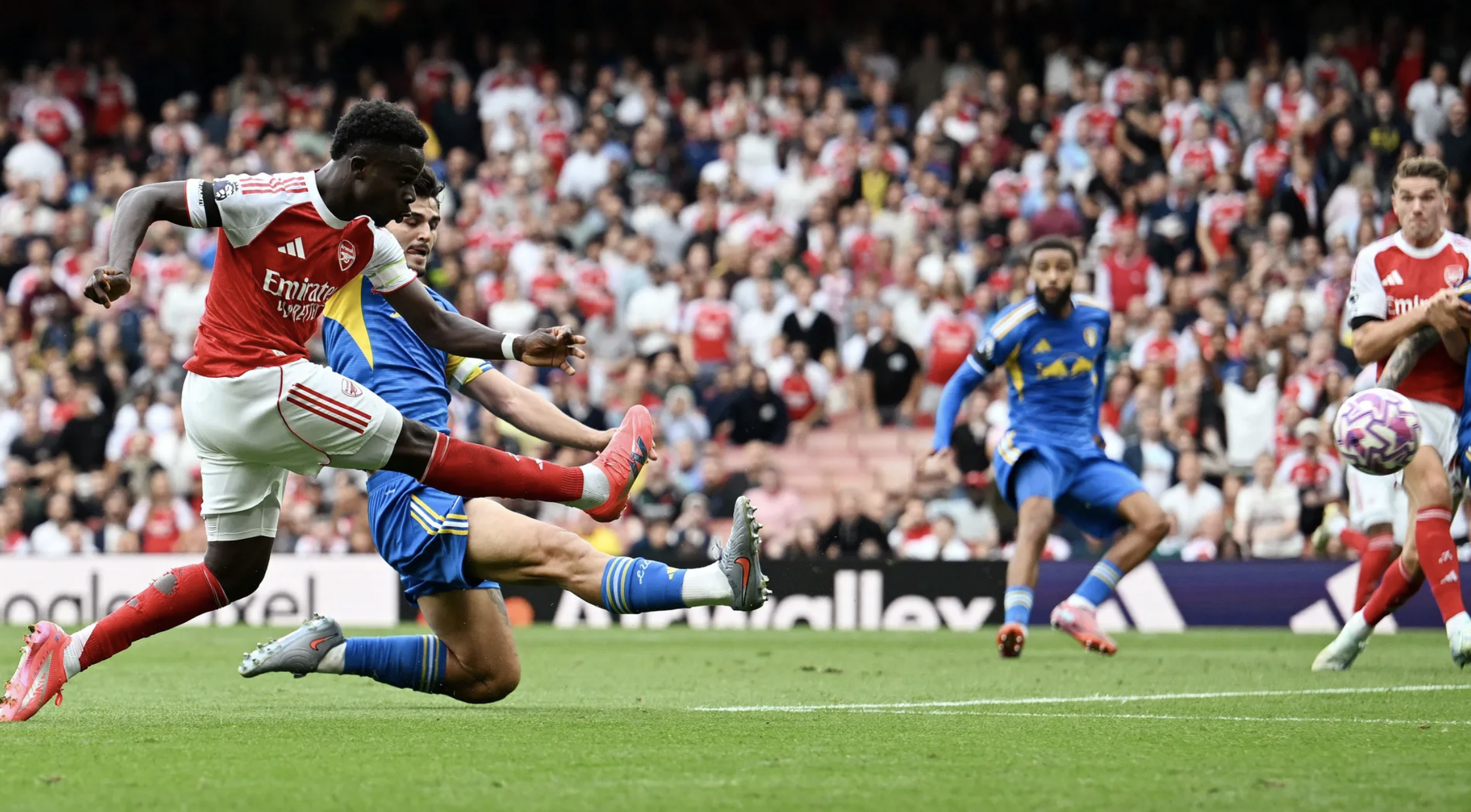 Gyokeres khai hỏa bằng c&uacute; đ&uacute;p, Arsenal ph&aacute;t sốt v&igrave; trụ cột chấn thương- Ảnh 3.