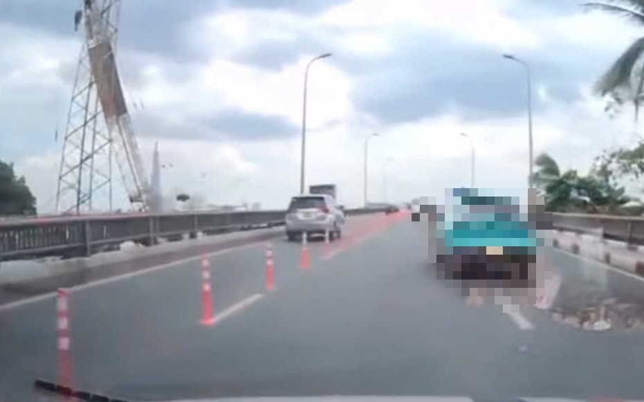 Xác minh video xe taxi công nghệ lạng lách, chuyển làn gây bất bình dư luận