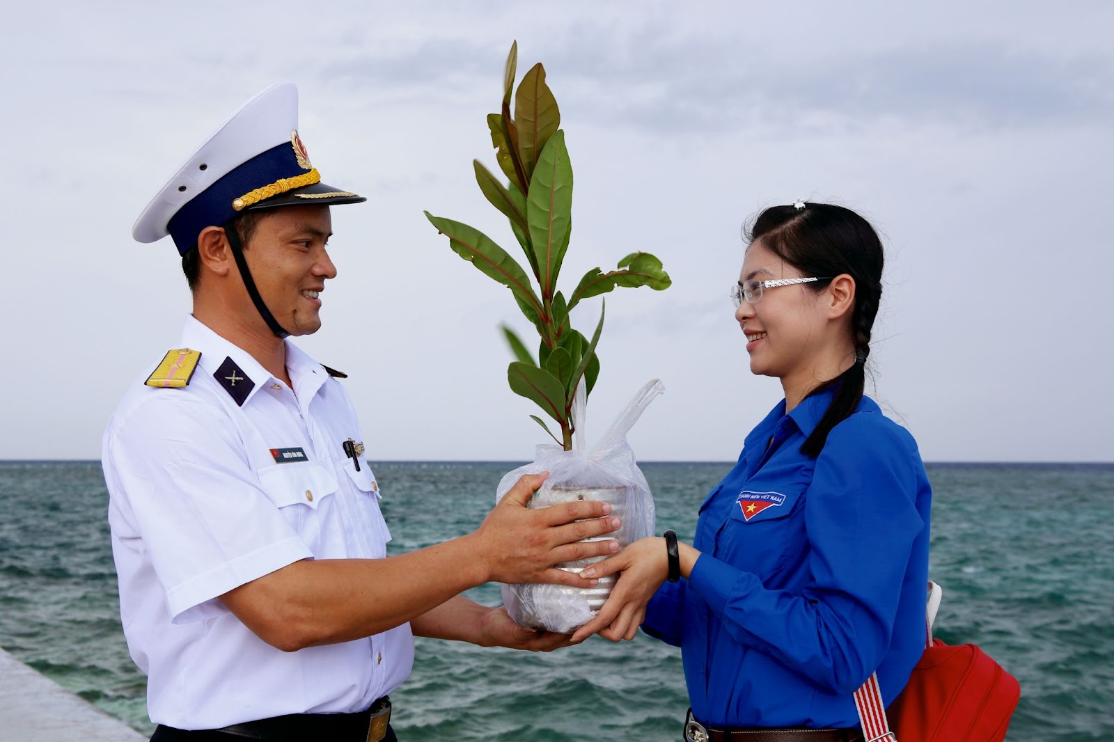 Phát động chiến dịch "Triệu cột mốc xanh" gây quỹ trồng cây phủ xanh đặc khu Trường Sa- Ảnh 2.