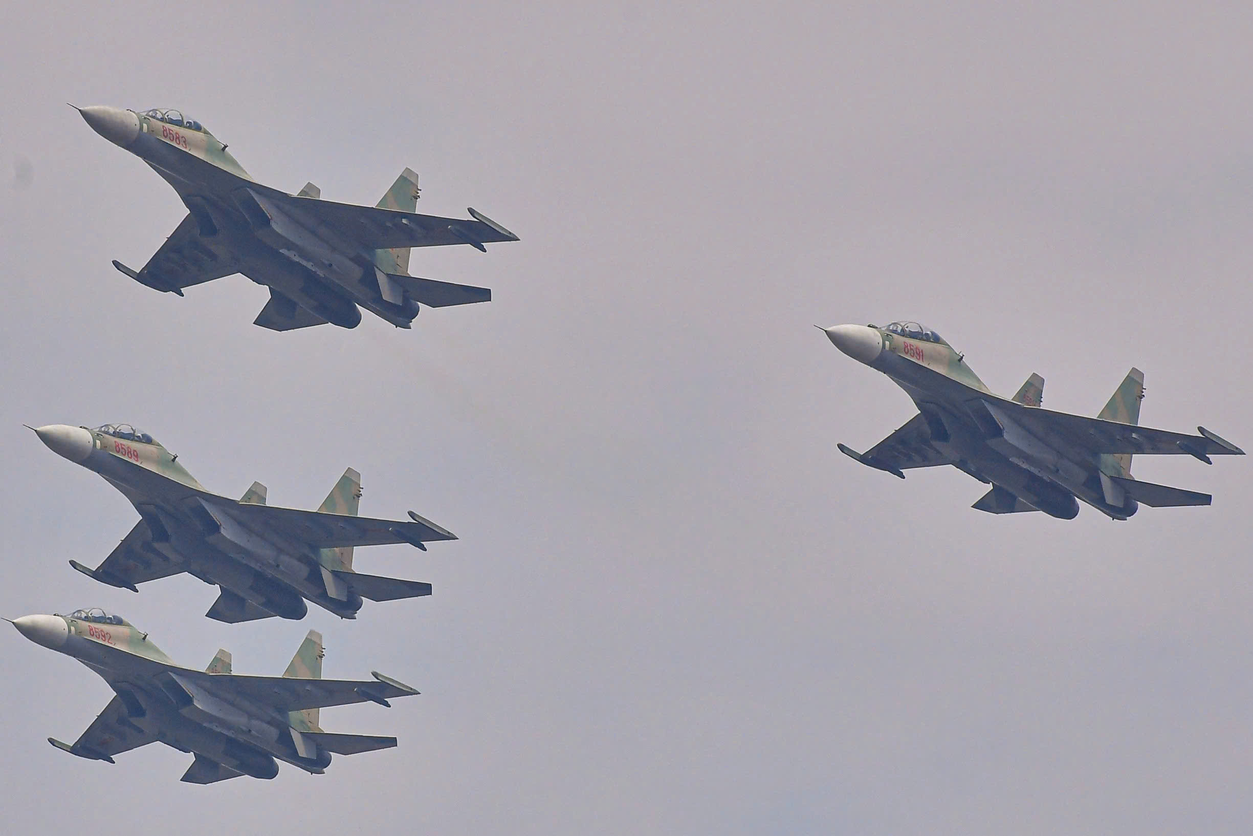 "Hổ mang chúa" Su30-MK2 bay qua Quảng trường Ba Đình - Ảnh 13.