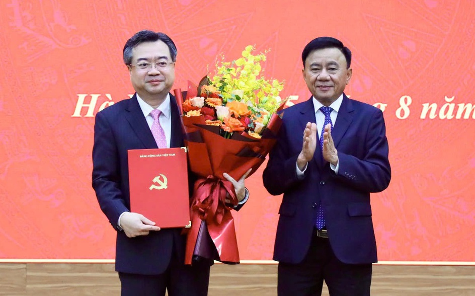 Trao quyết định bổ nhiệm ông Nguyễn Thanh Nghị làm Trưởng Ban Chính sách, chiến lược Trung ương