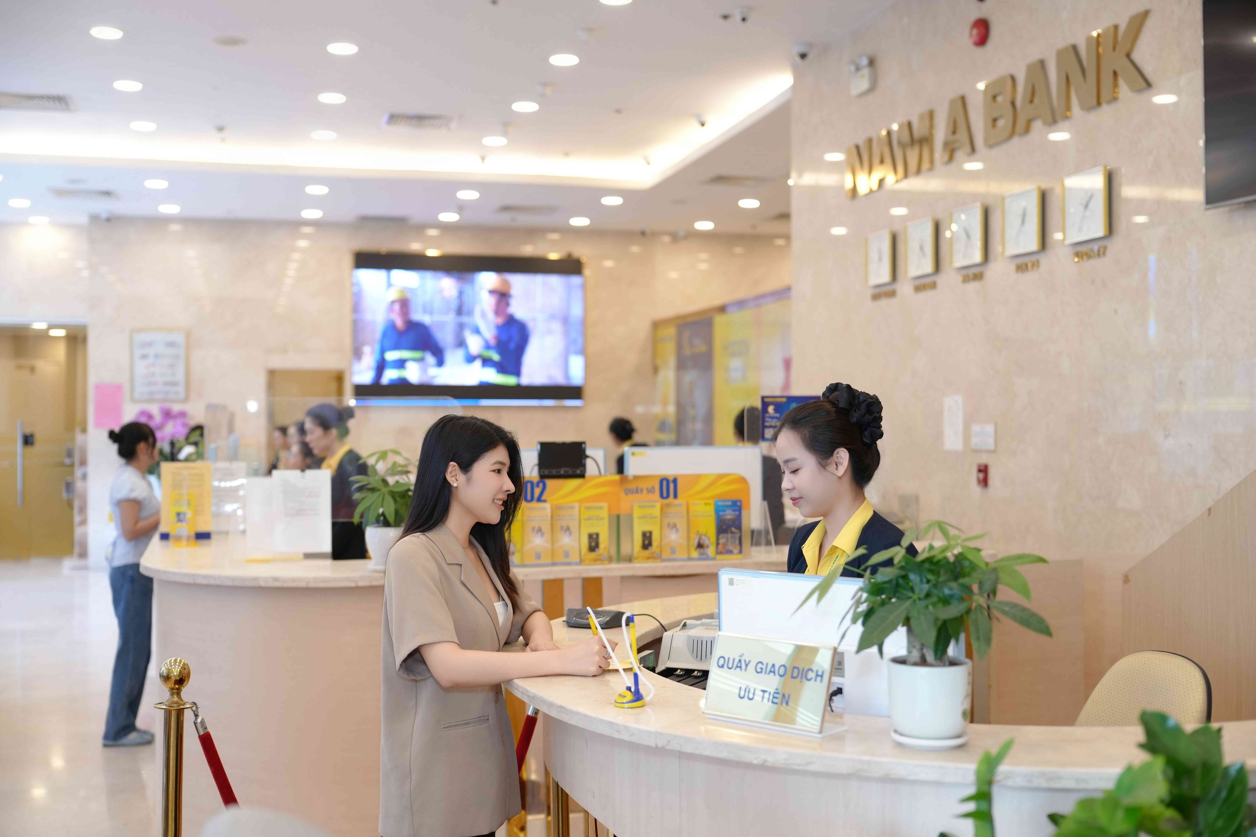Nam A Bank - Cầu nối gắn kết kiều b&agrave;o với qu&ecirc; hương- Ảnh 1.