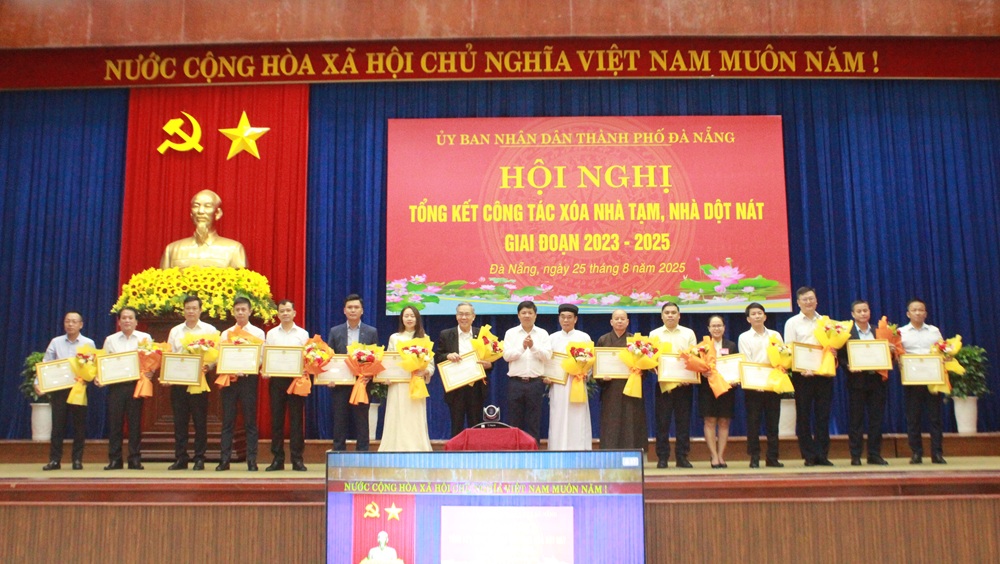 Dấu ấn nhiệm kỳ: Đảng bộ Đ&agrave; Nẵng v&agrave; những th&agrave;nh quả vượt kh&oacute;- Ảnh 3.