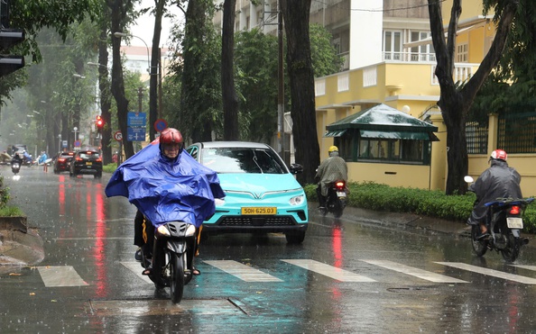 Thời tiết TP HCM h&ocirc;m nay, 26-8: Mưa d&ocirc;ng diện rộng- Ảnh 1.